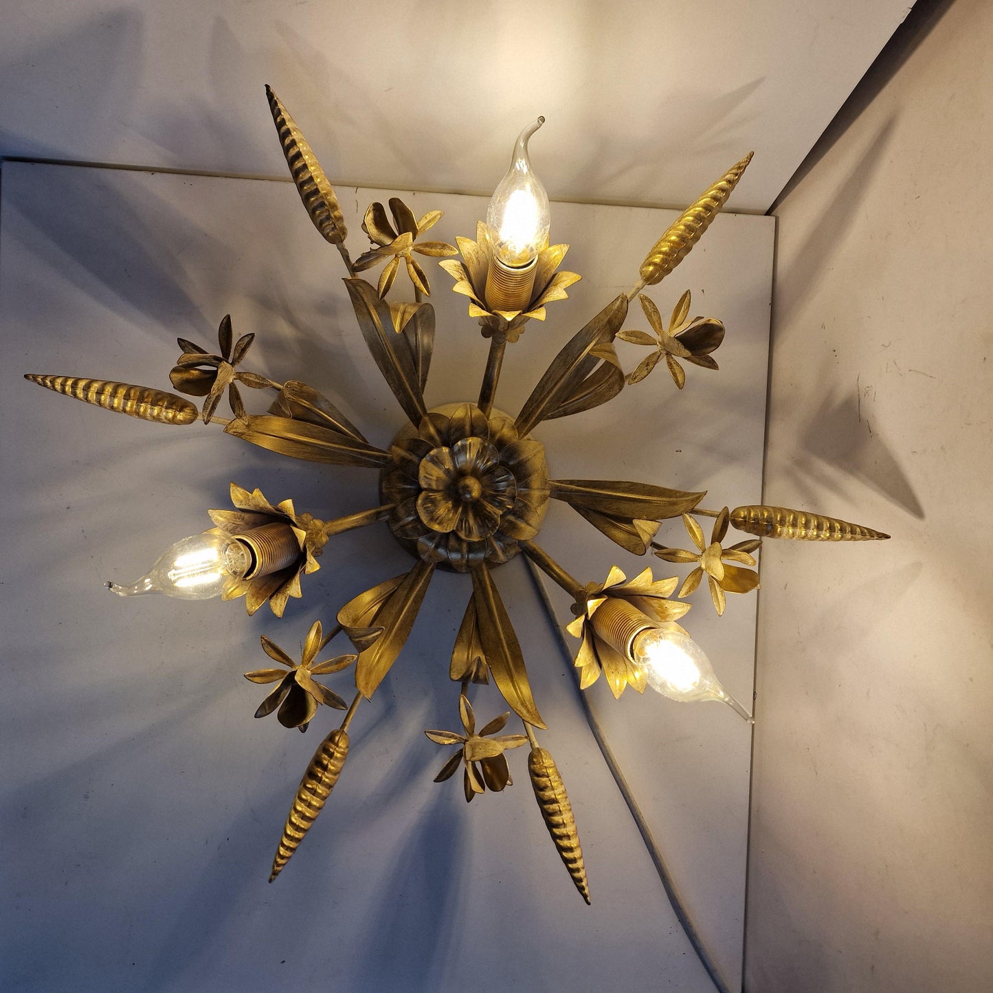 Gold Gilt Corn Lustre Ceiling Chandelier, Hans Kögl, 1960s Hollywood Regency