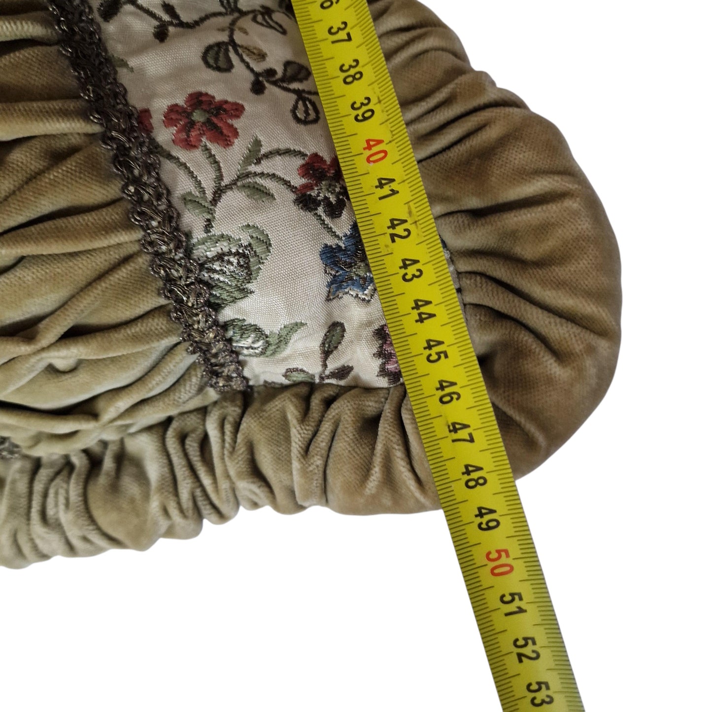 A set of 2 opulent victorian cushions, Sierkussens, filled feather, vintage cushion pillow gobelin