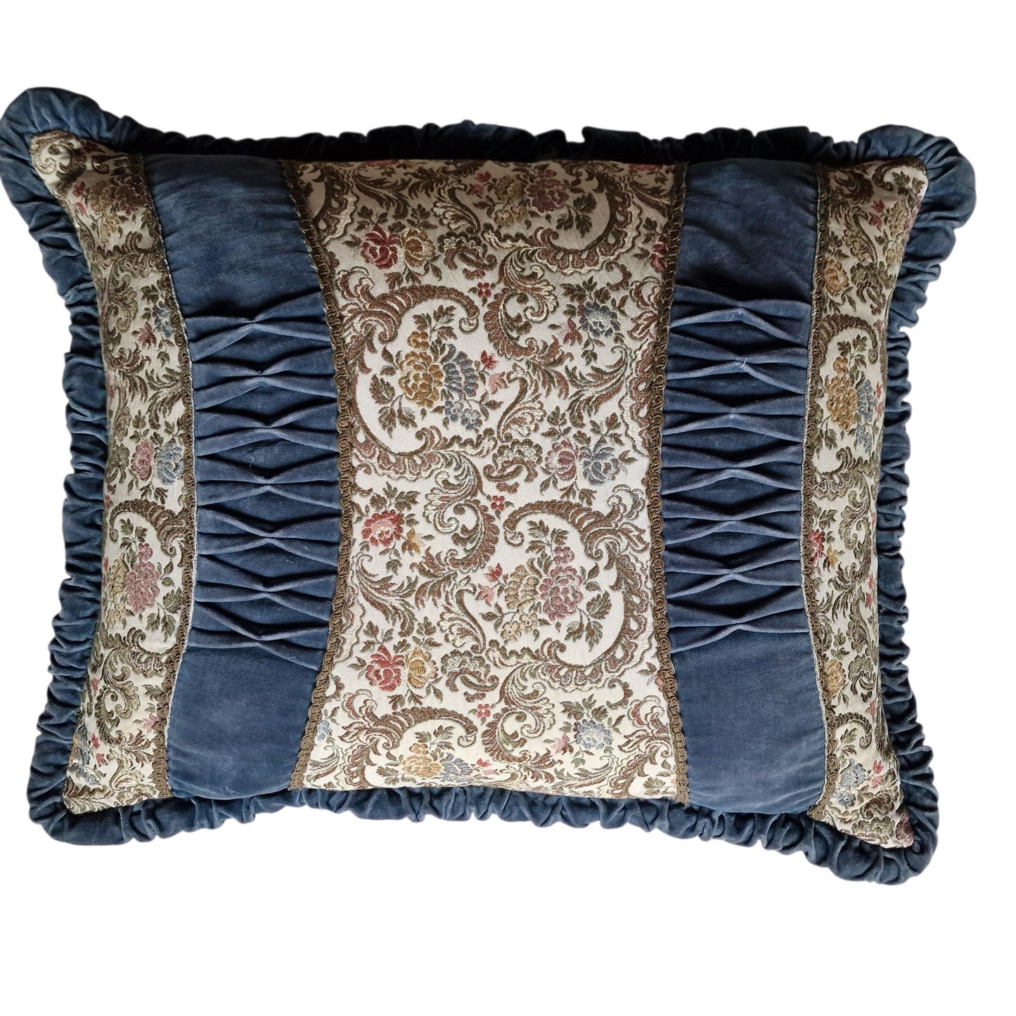 A set of 2 opulent victorian cushions, Sierkussens, filled feather, vintage cushion pillow gobelin