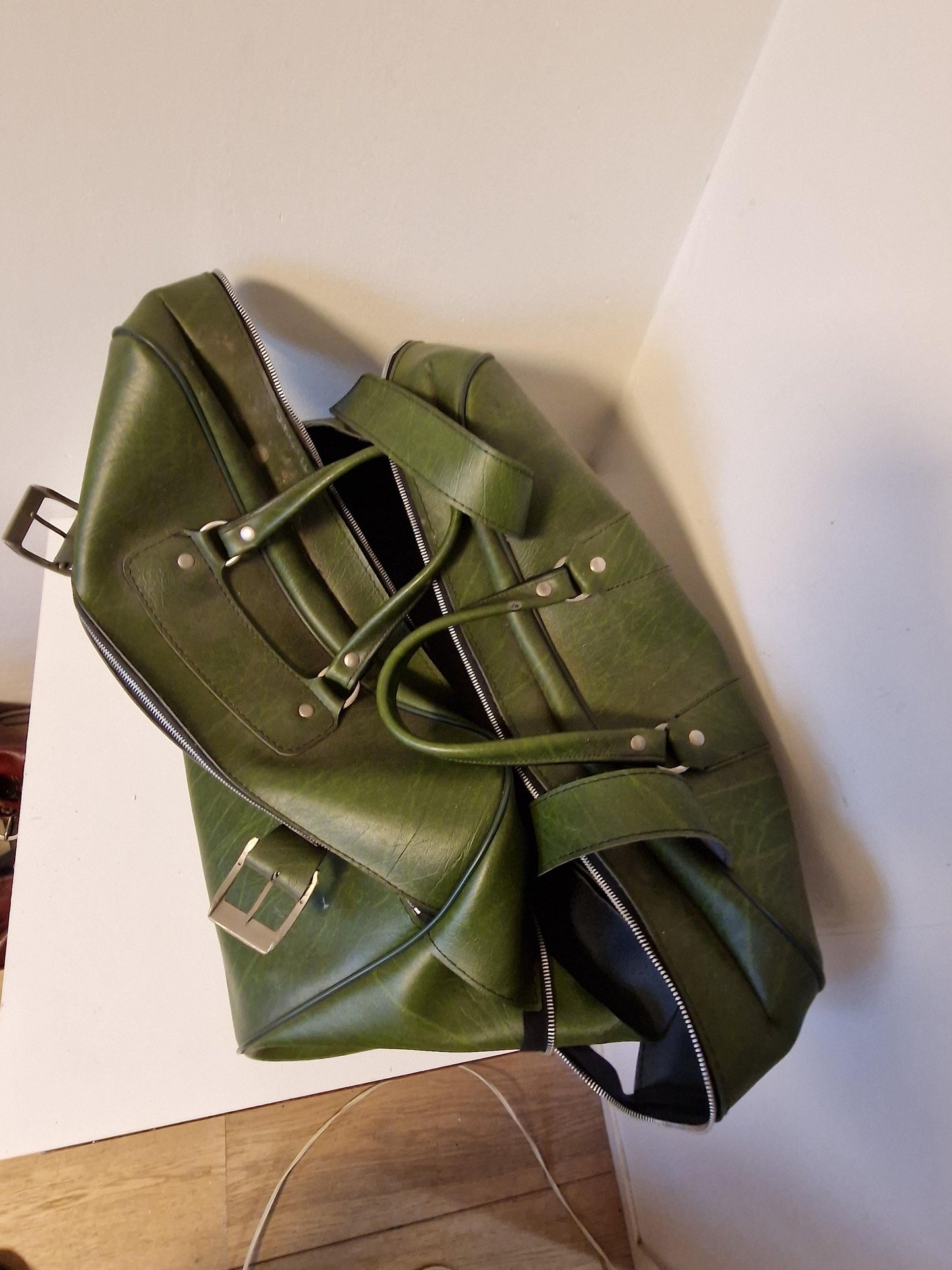 dokterstas antiek leren tas, british racing green leather 'doctor' bag