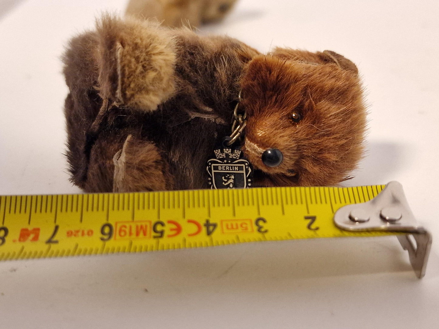 2 vintage beestjes met bont fur knuffel diertjes animal berlin mcm midcentury tourism