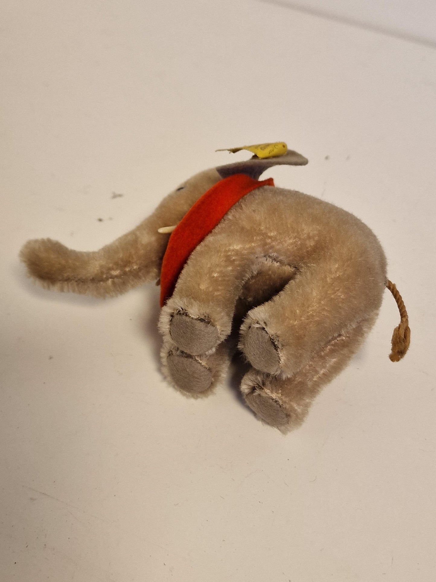 Steiff elephant vintage, old olifant  beestje met label toy nr 6013.00