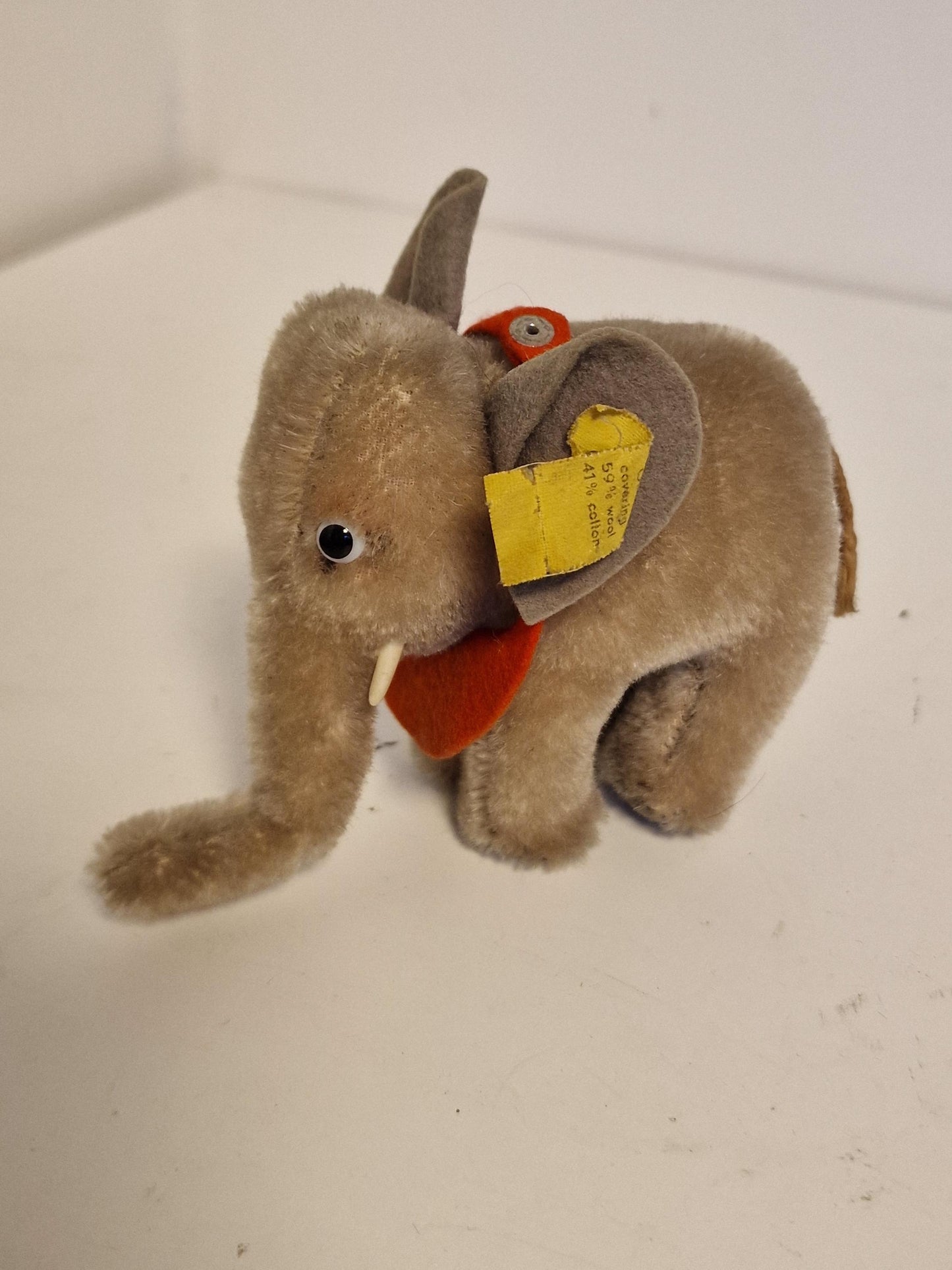 Steiff elephant vintage, old olifant  beestje met label toy nr 6013.00
