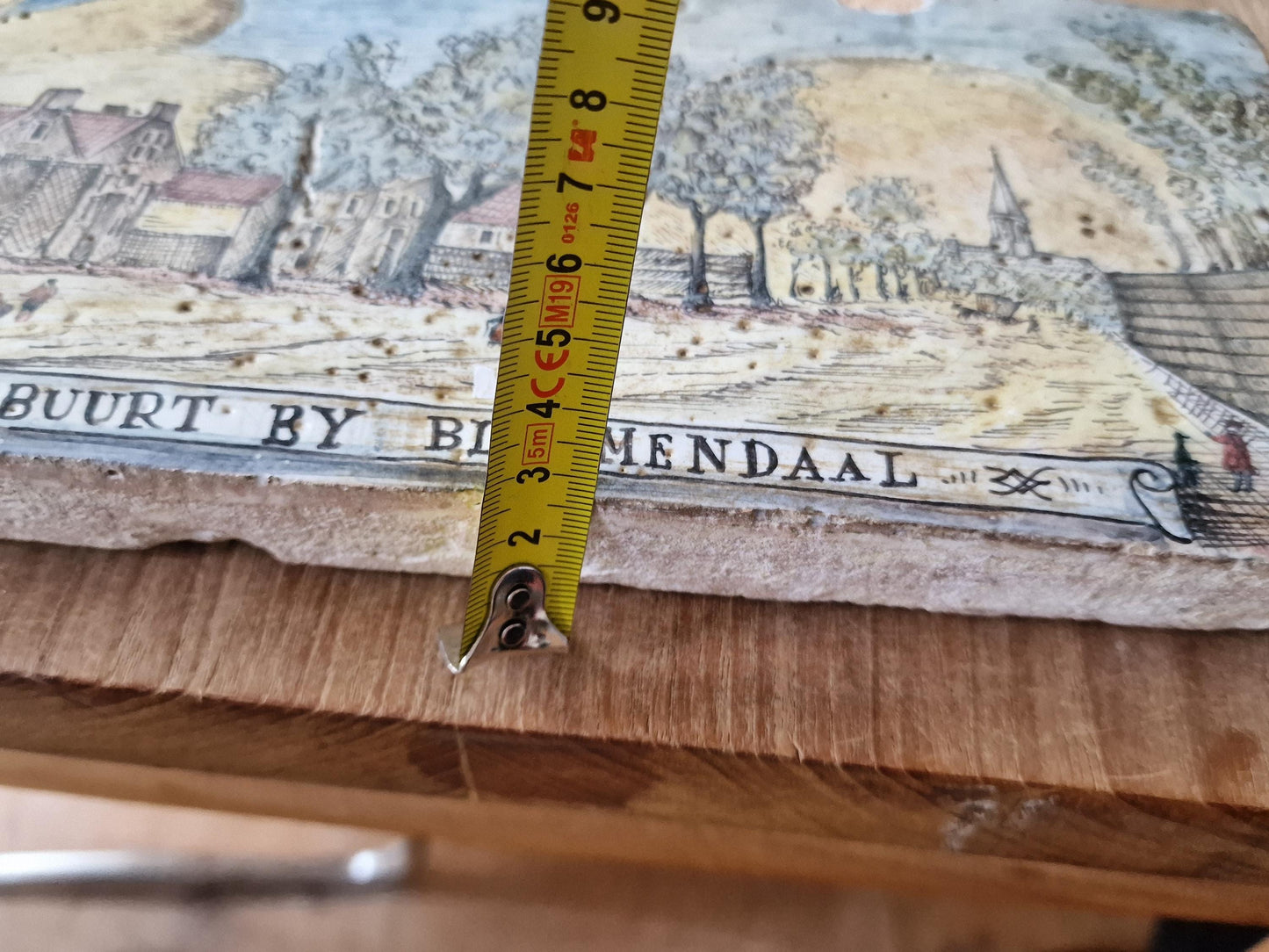 De buurt bij bloemendaal. Aardewerk plaquette handgeschilderd