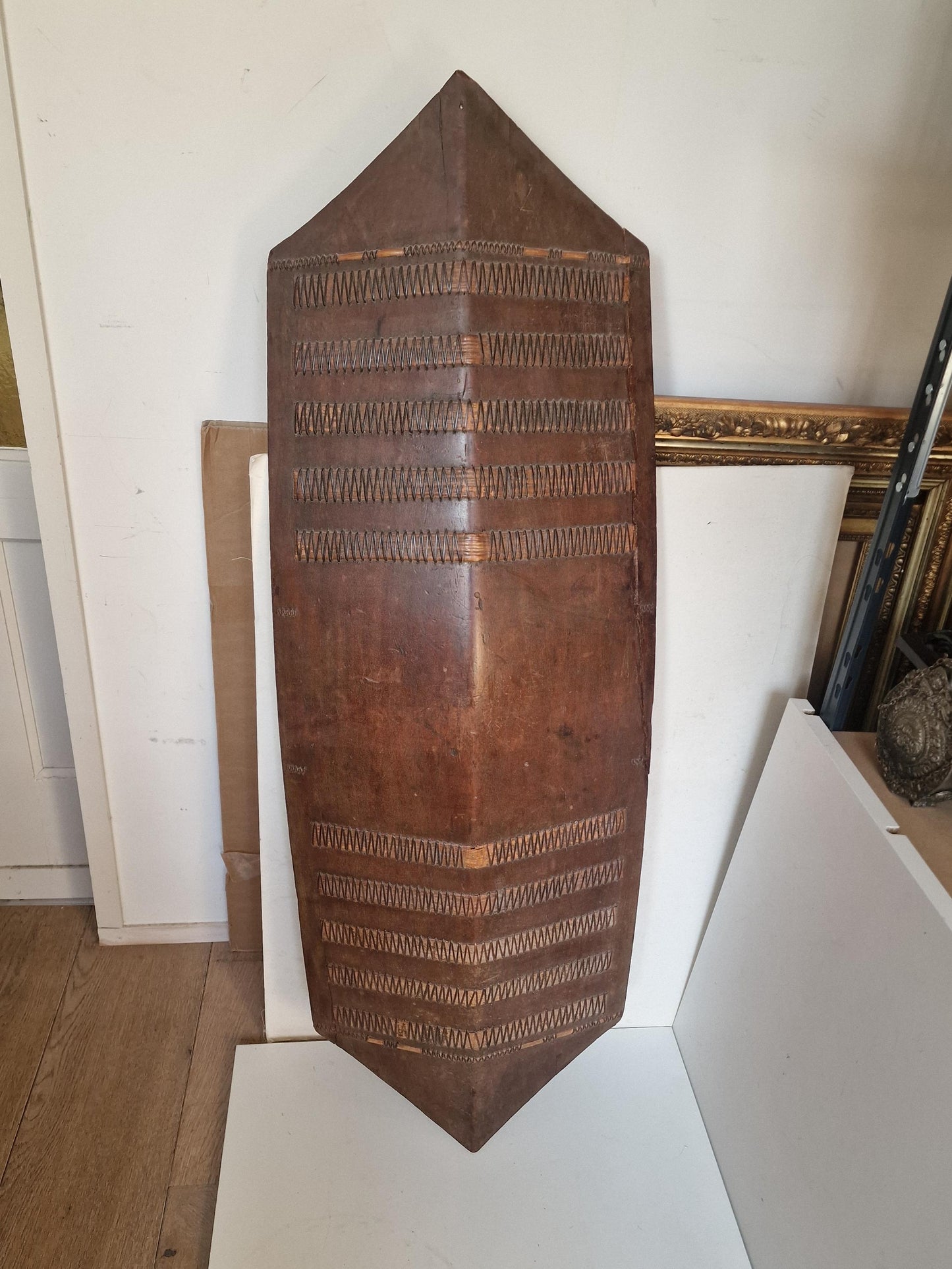 Authentic XL Dayak Mandau tribal shield – Borneo Tribal Headhunter tool. 19th