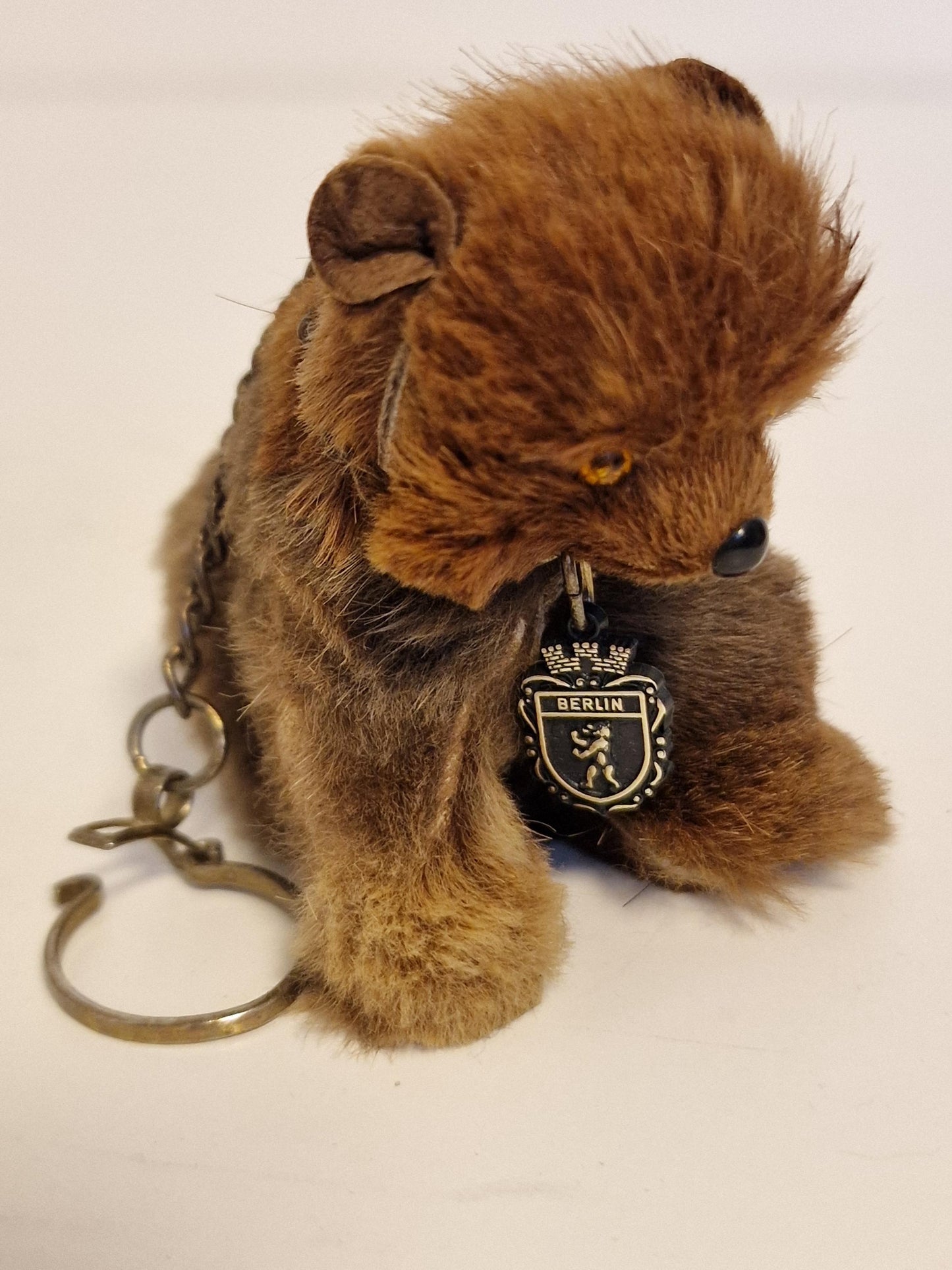 2 vintage beestjes met bont fur knuffel diertjes animal berlin mcm midcentury tourism