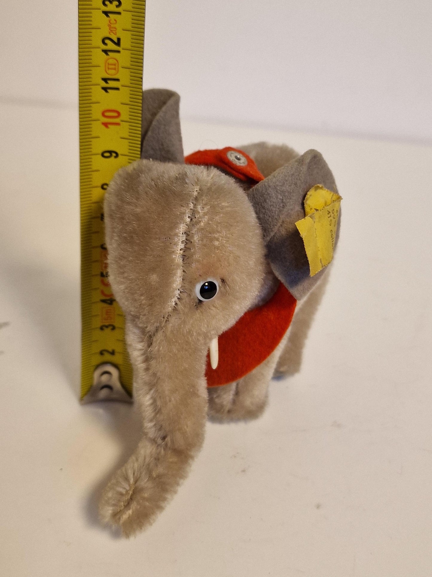 Steiff elephant vintage, old olifant  beestje met label toy nr 6013.00