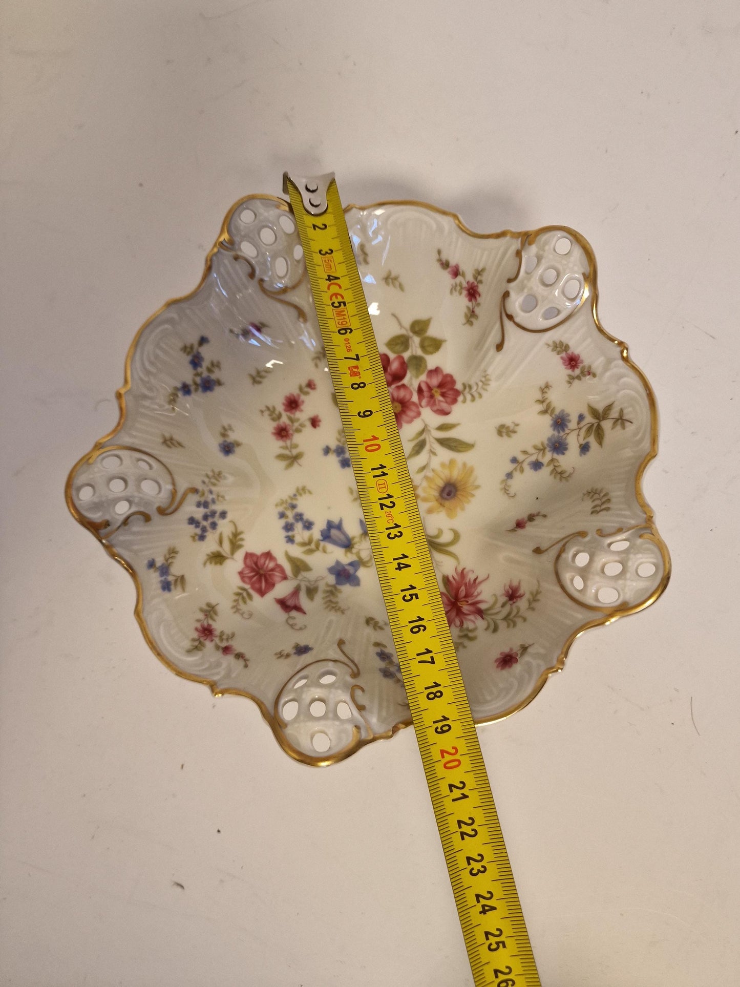 Rosenthal Moliere Florida Porcelain Fruit Bowl, Floral Gold Trim, 1950s Germany