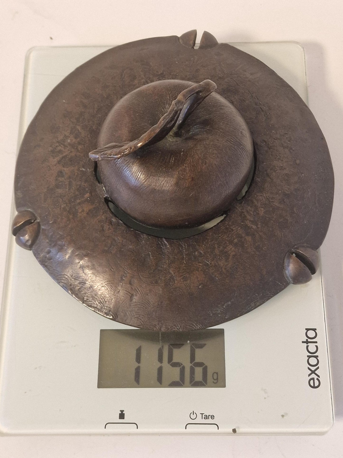 Bronze apple object / lid art