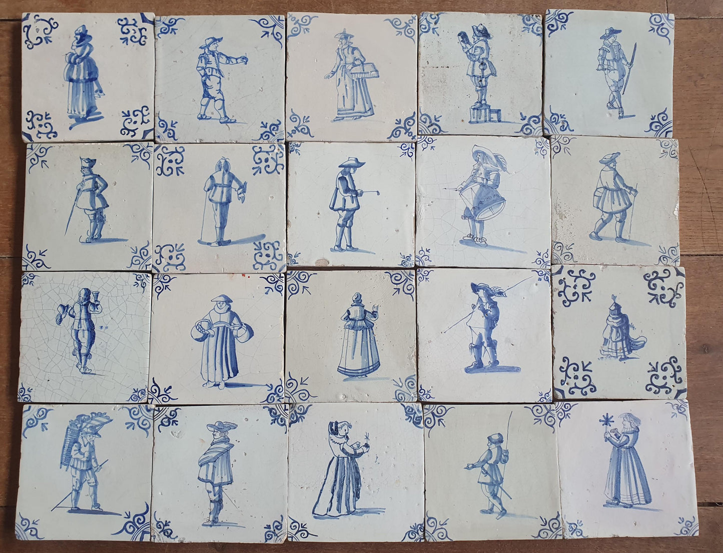 17th Delft tiles was  made around 1650 and depicts a crafts set of 20