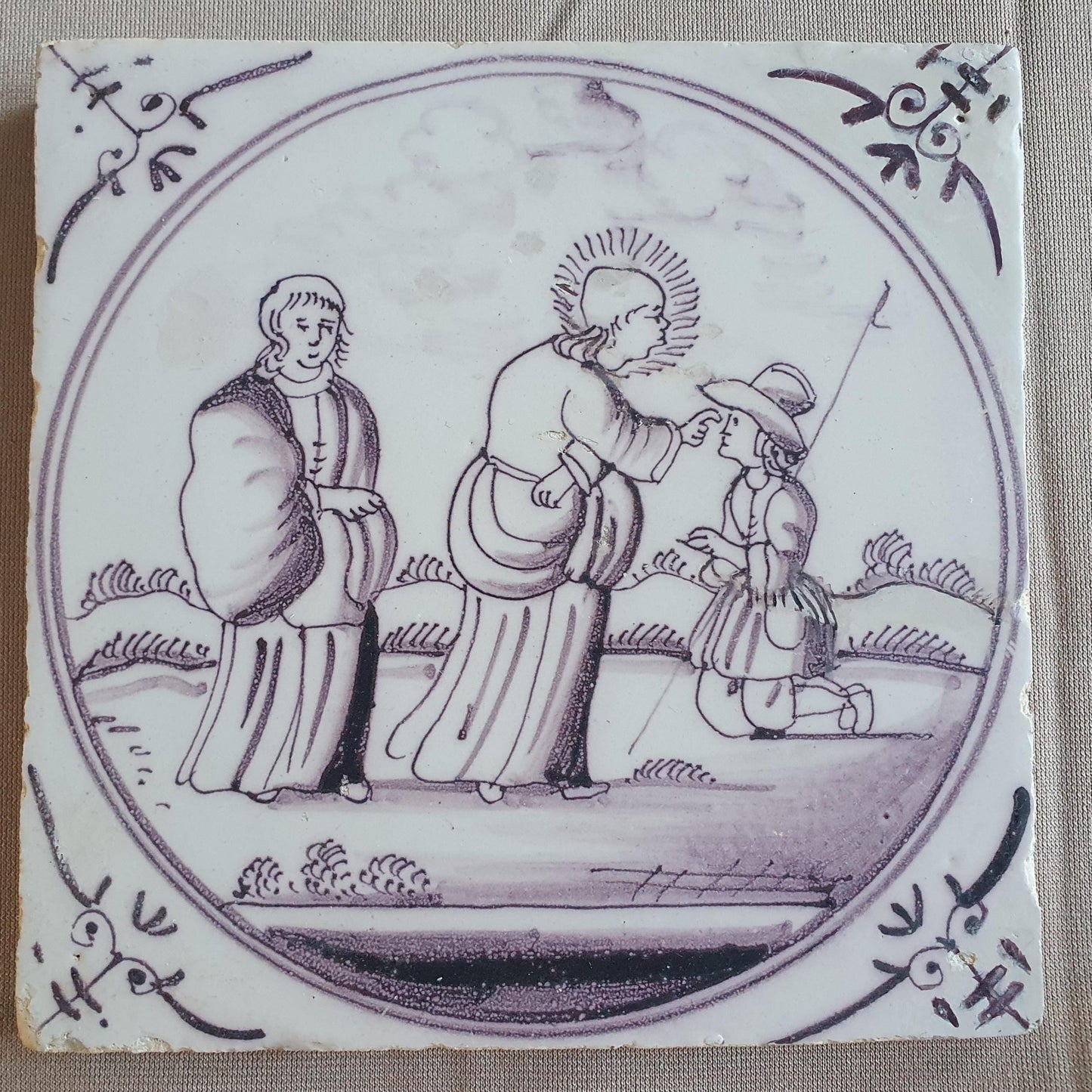 Antique Delft mangaan tile, Biblical Scene, Oxhead Corner Motif, 18th