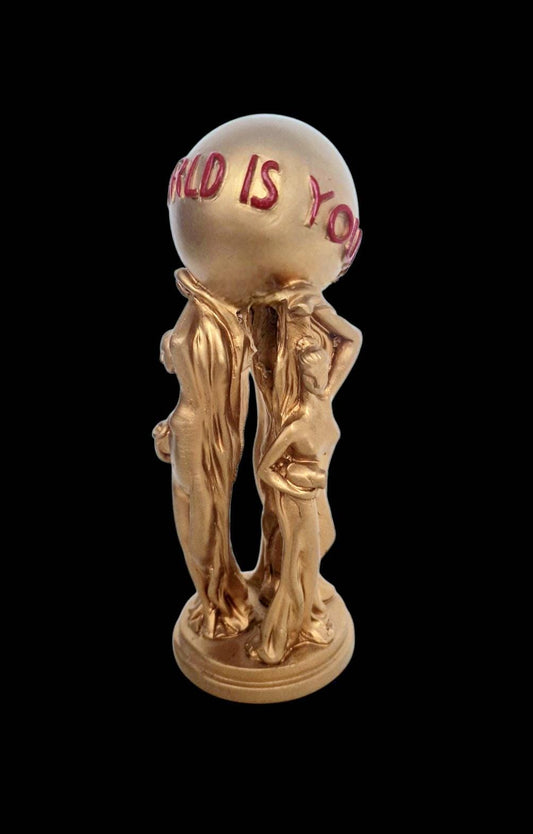 the World is Yours, Scarface figurine, the iconic movie al pacino