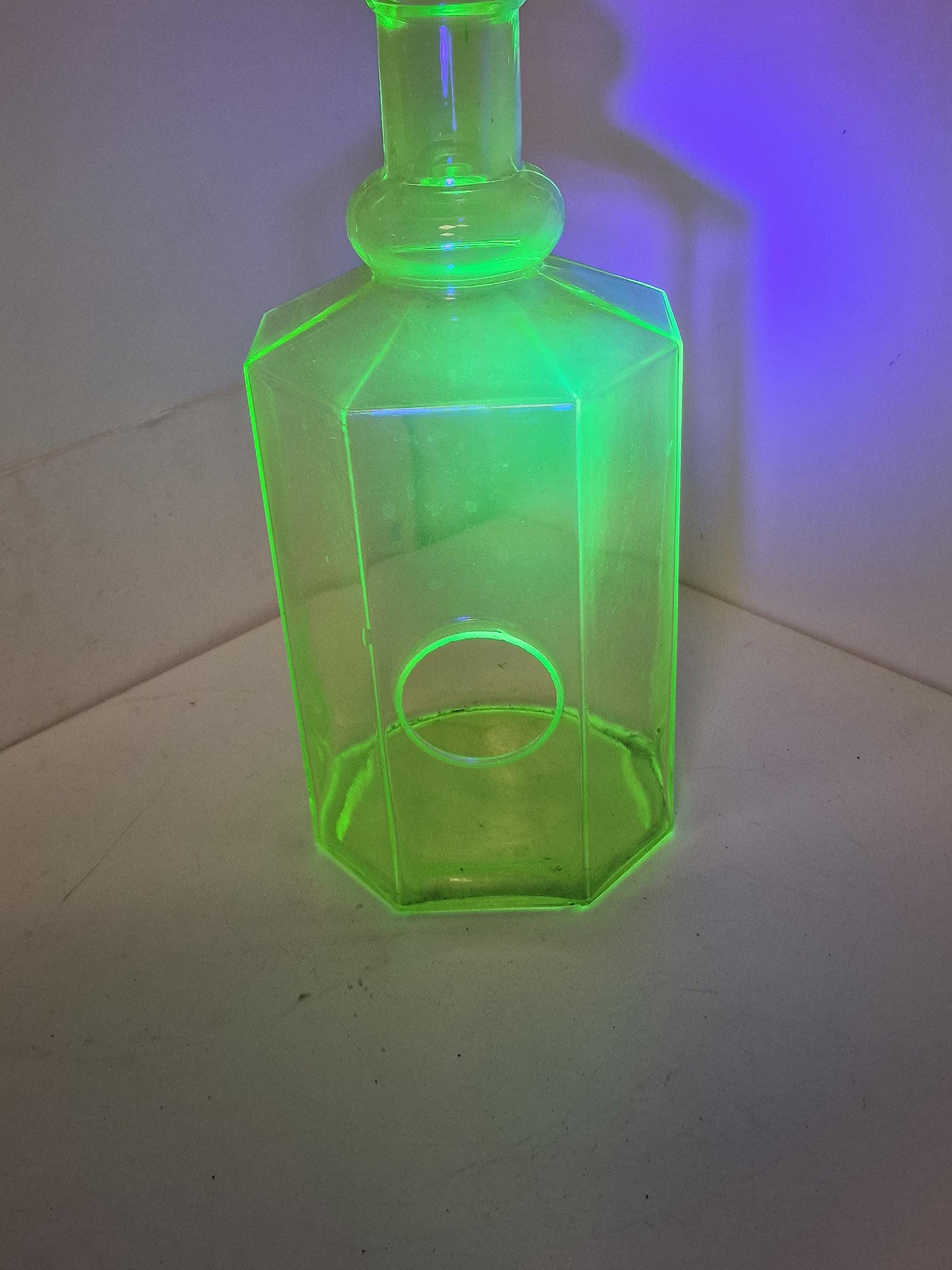 Antique Uranium Glass Herbarium Bottle, Vaseline Glass Botanical Display Jar uv reactiv science curiosa