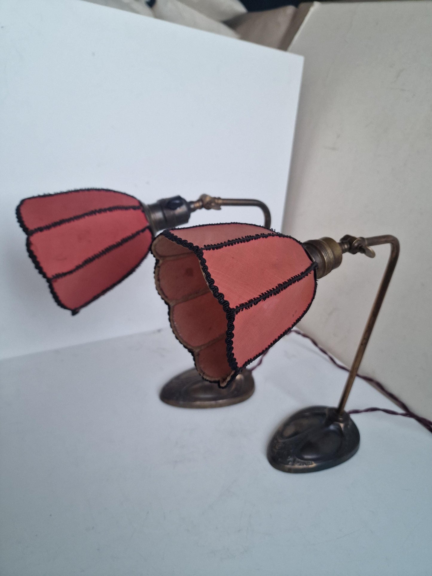 a pair of antique lamps table tafellamp retro design vintage klassiek
