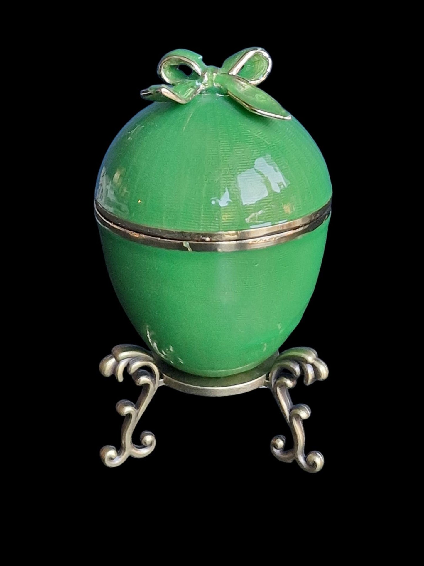 Guilloche Egg old vintage emerald green Trinket Box on stand. Inside ornament