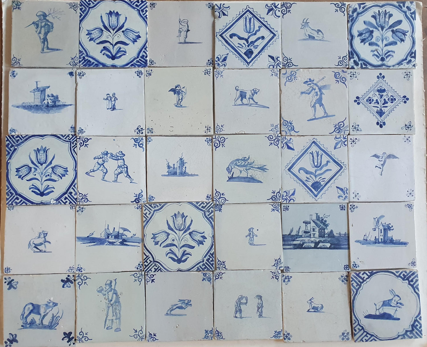 17th/18th  Delft tiles, a mix of antique tiles of 30
