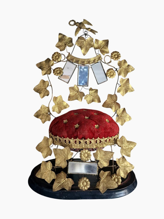 19th Century French Bridal Chair Ring Holder, Napoleon III Gilded Ivy Detail