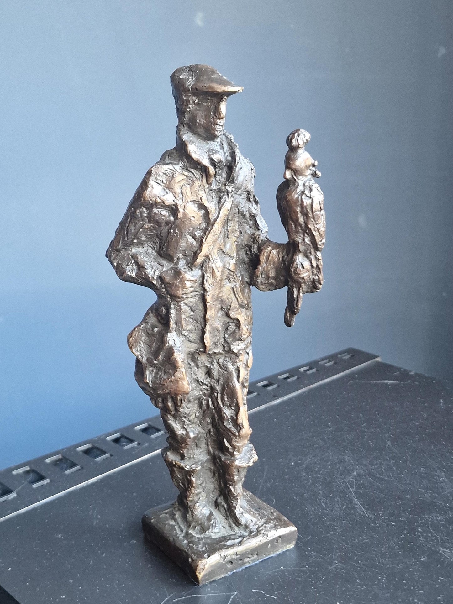 Willy van der Put Bronze Falconer witj falcon, Sculpture – Signed Dutch Falconry Art Figure