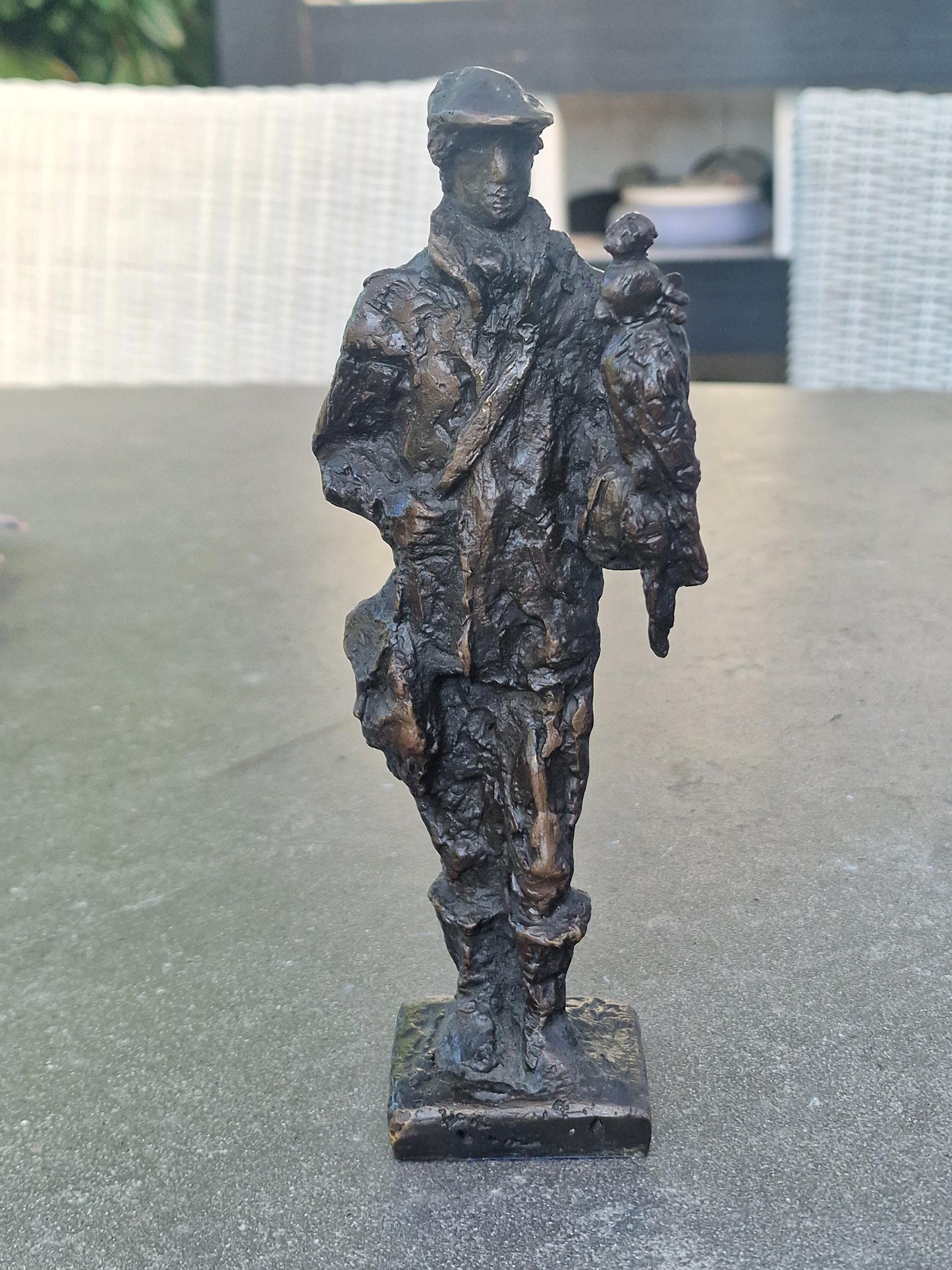 Willy van der Put Bronze Falconer witj falcon, Sculpture – Signed Dutch Falconry Art Figure