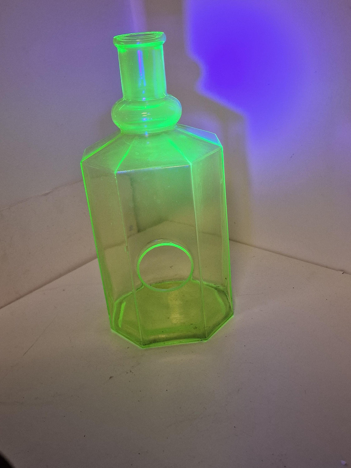 Antique Uranium Glass Herbarium Bottle, Vaseline Glass Botanical Display Jar uv reactiv science curiosa