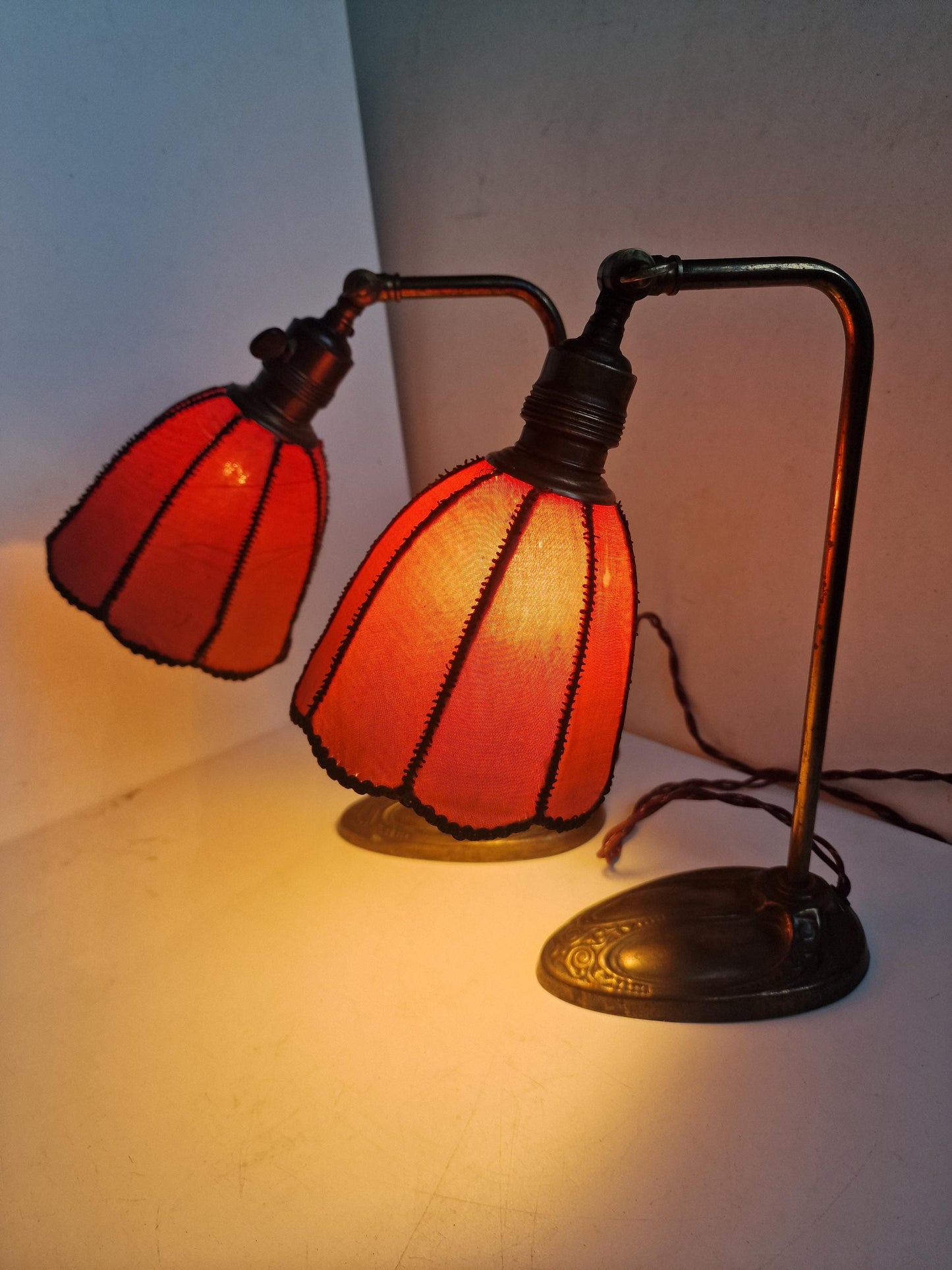 a pair of antique lamps table tafellamp retro design vintage klassiek