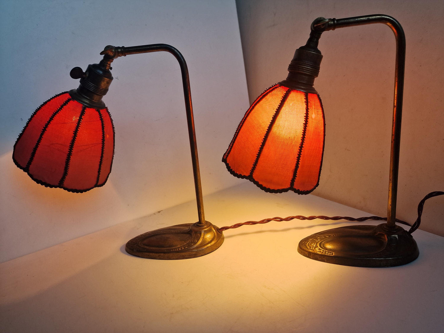 a pair of antique lamps table tafellamp retro design vintage klassiek