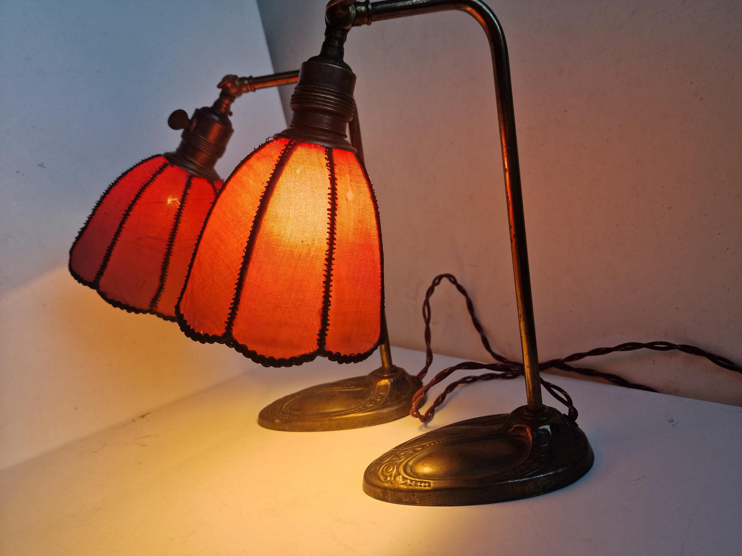 a pair of antique lamps table tafellamp retro design vintage klassiek