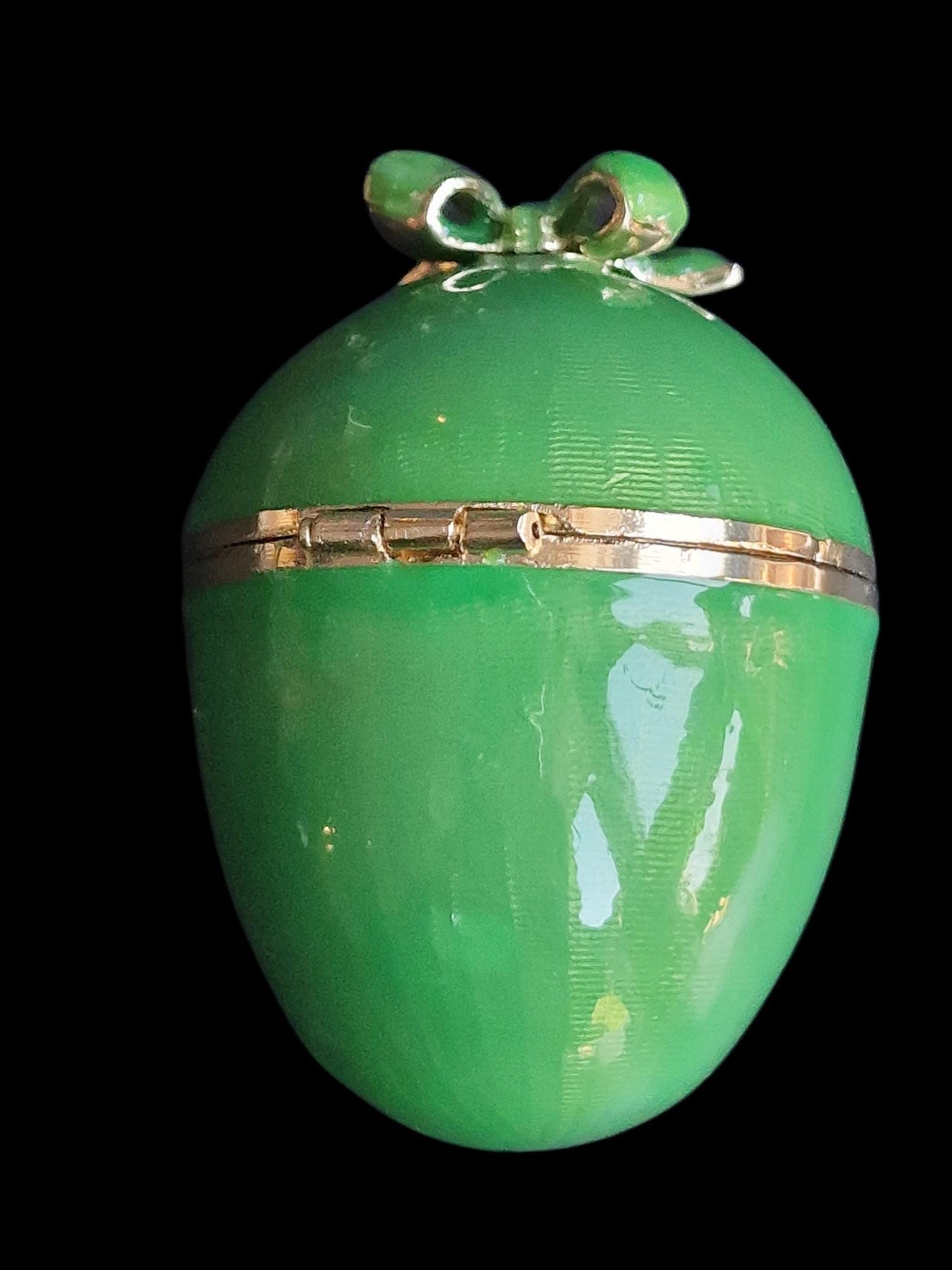 Guilloche Egg old vintage emerald green Trinket Box on stand. Inside ornament