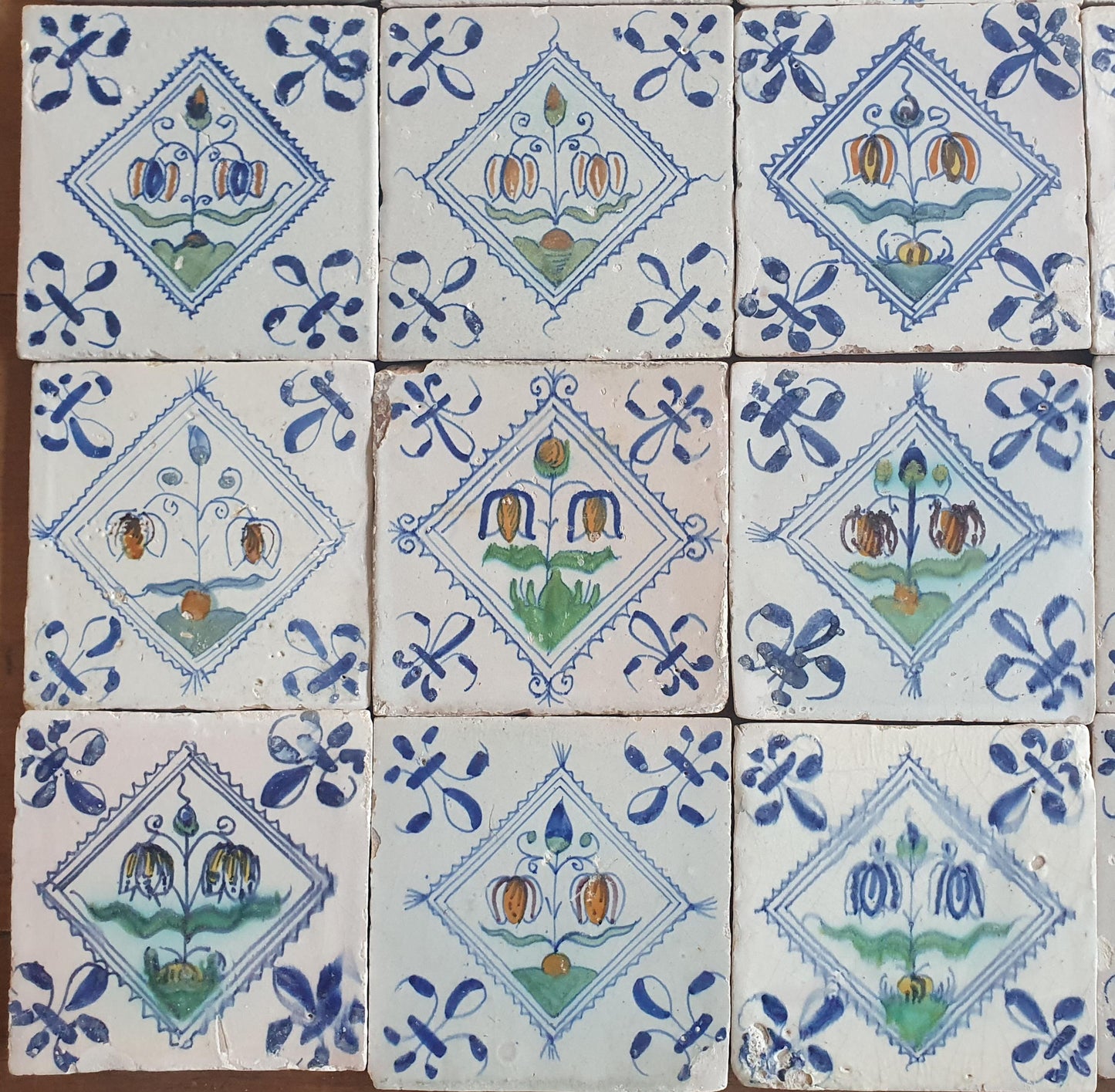 25 x Dutch Delft Blue Tilefield, Fritillary squared planttile , 17th century, tilepanel  antique collectable and backsplash fireplace kitchen tiles, Set of 25.