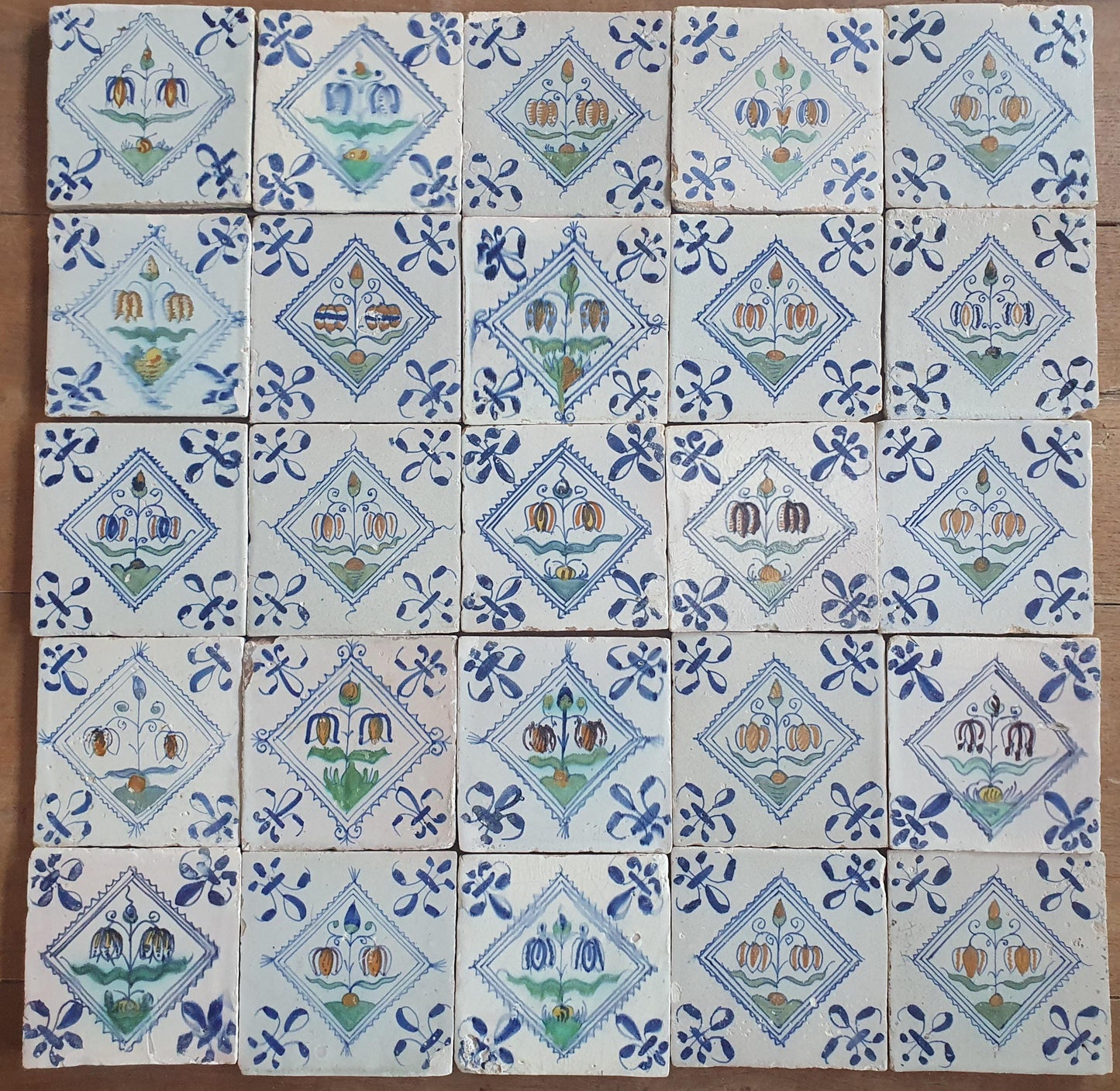 25 x Dutch Delft Blue Tilefield, Fritillary squared planttile , 17th century, tilepanel  antique collectable and backsplash fireplace kitchen tiles, Set of 25.