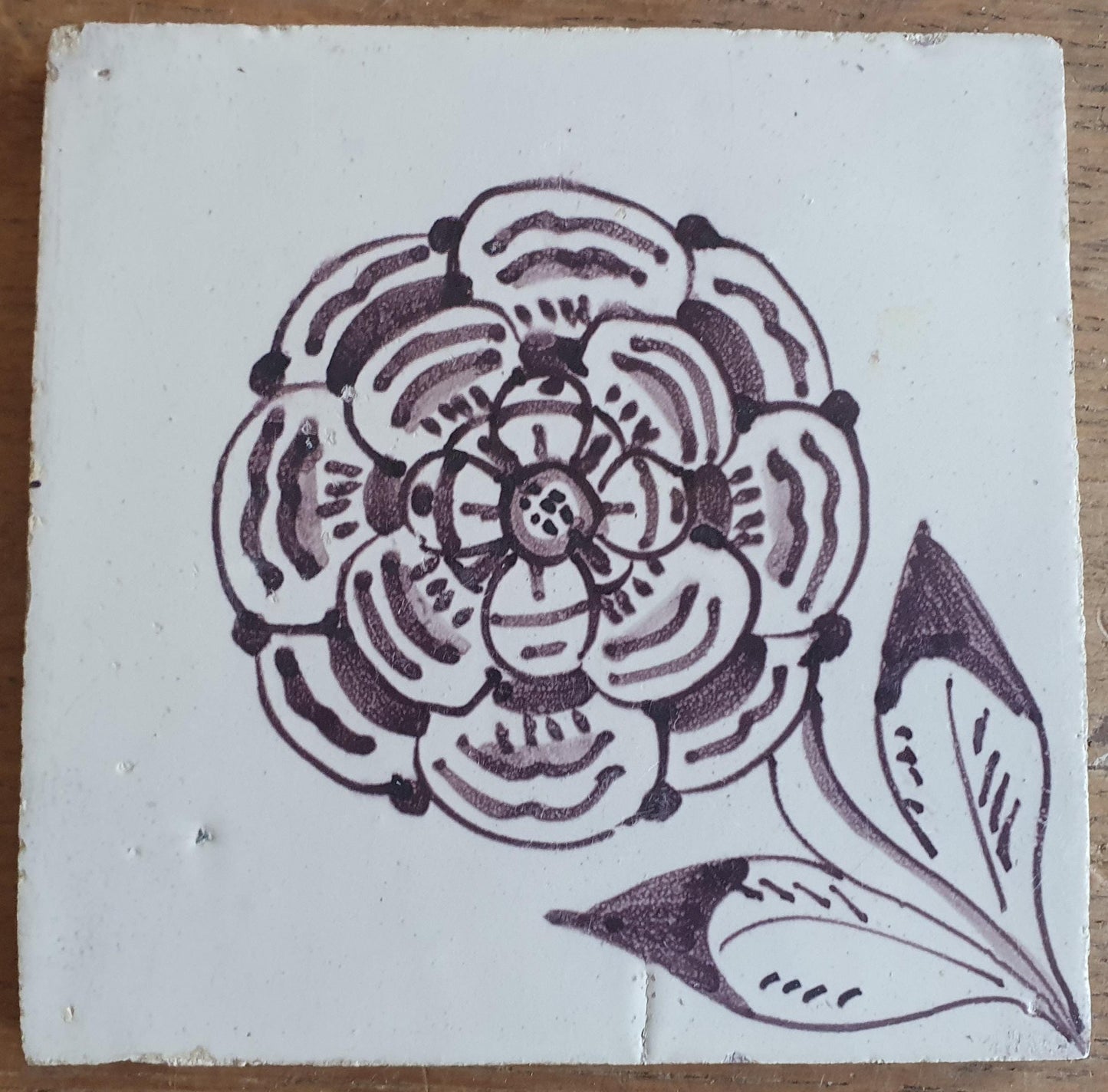 4 x Dutch Delft Mangaan Tiles, Flower, 18th century, antique collectable and backsplash fireplace kitchen tiles