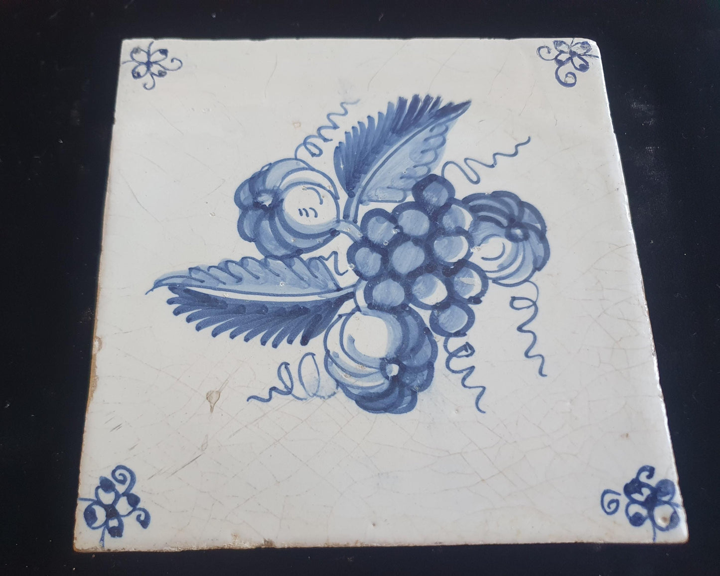 Dutch Delft Blue Tile, Fruit bowl, 18th century, planttile antique collectable and backsplash fireplace kitchen tiles