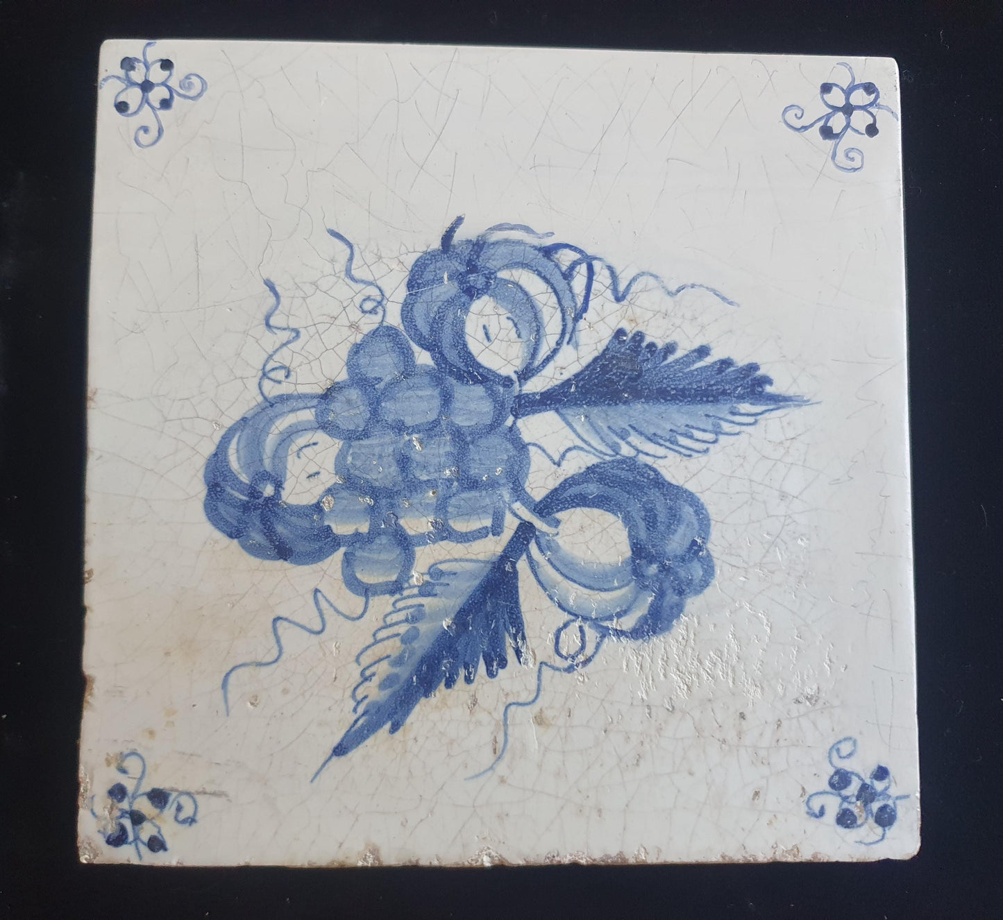 Dutch Delft Blue Tile, Fruit bowl, 18th century, planttile antique collectable and backsplash fireplace kitchen tiles
