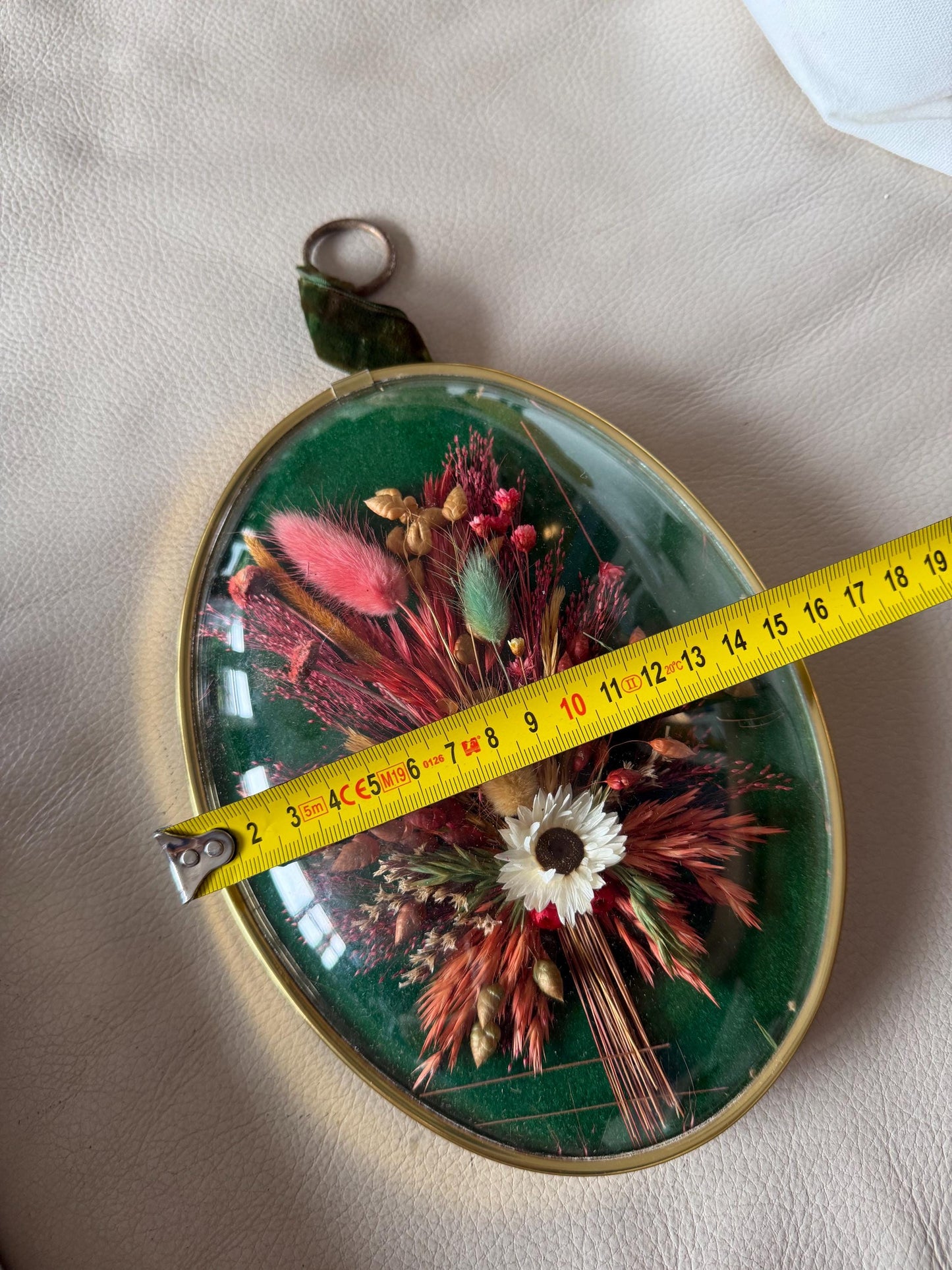 Welcome the harvest season with this convex vintage real dried flower wall ornament