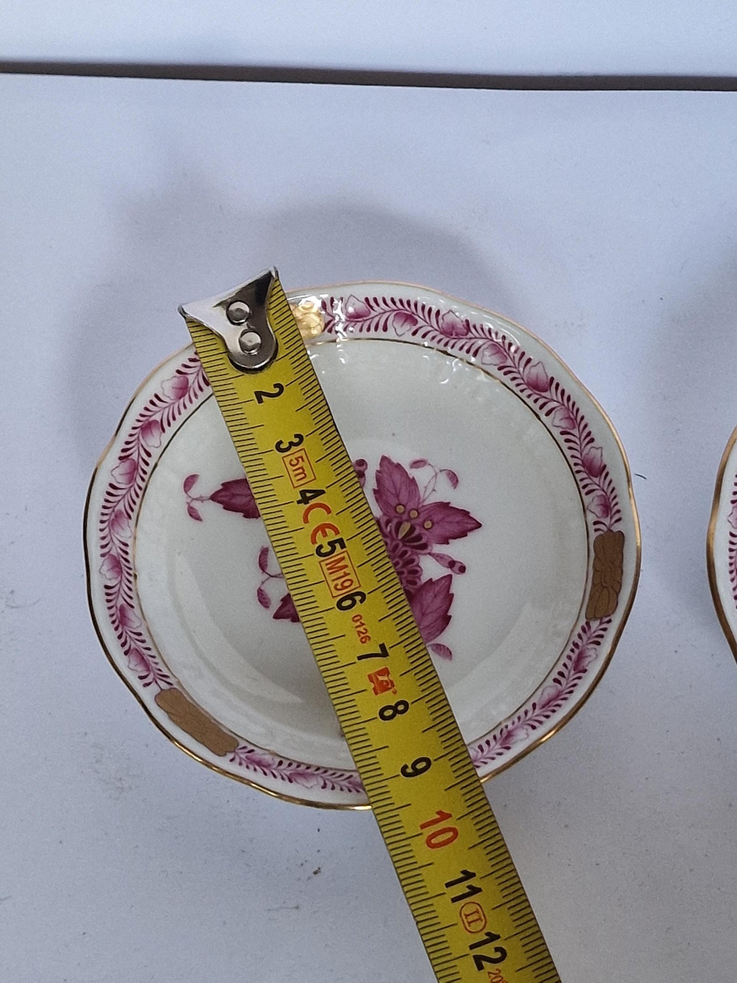 Set of 2 Herend Hungary dessert dishes Apponyi Red Floral Design
