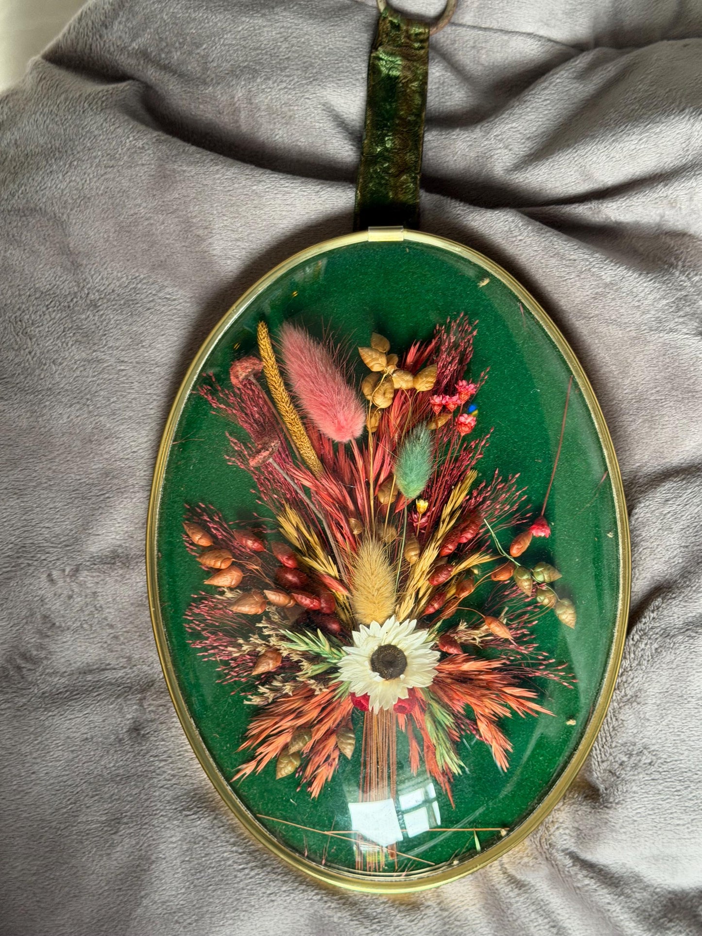 Welcome the harvest season with this convex vintage real dried flower wall ornament