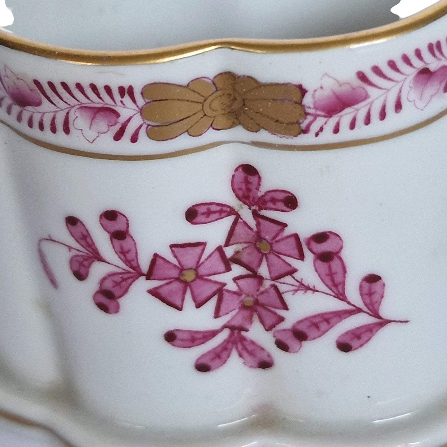Herend Apponyi Red Floral Design toothpick holder