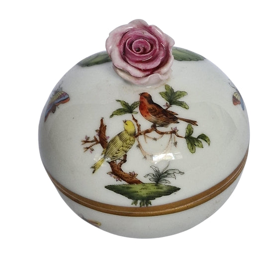 Herend Hungary Rotshield birds  lidded bowl chocolat presentation