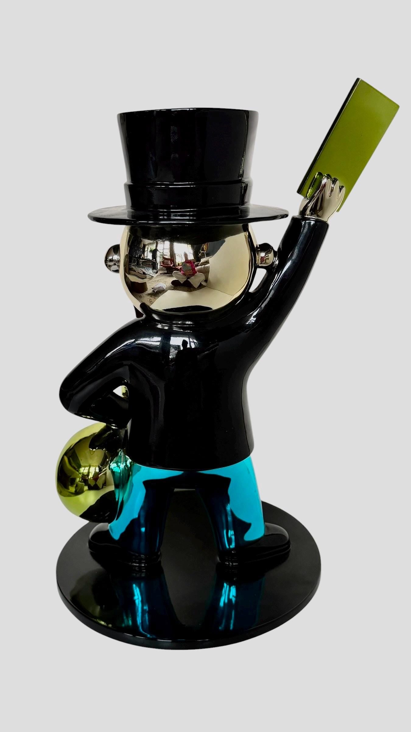 16.3’’ XL Diederik van Apple - mr monopoly - trust in gold - large pop art sculpture. Dutch designer, iconic conversation piece