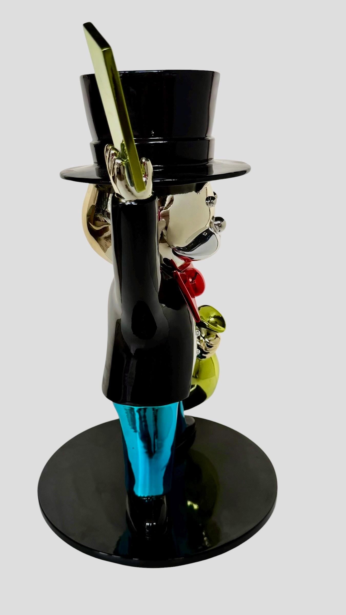 16.3’’ XL Diederik van Apple - mr monopoly - trust in gold - large pop art sculpture. Dutch designer, iconic conversation piece