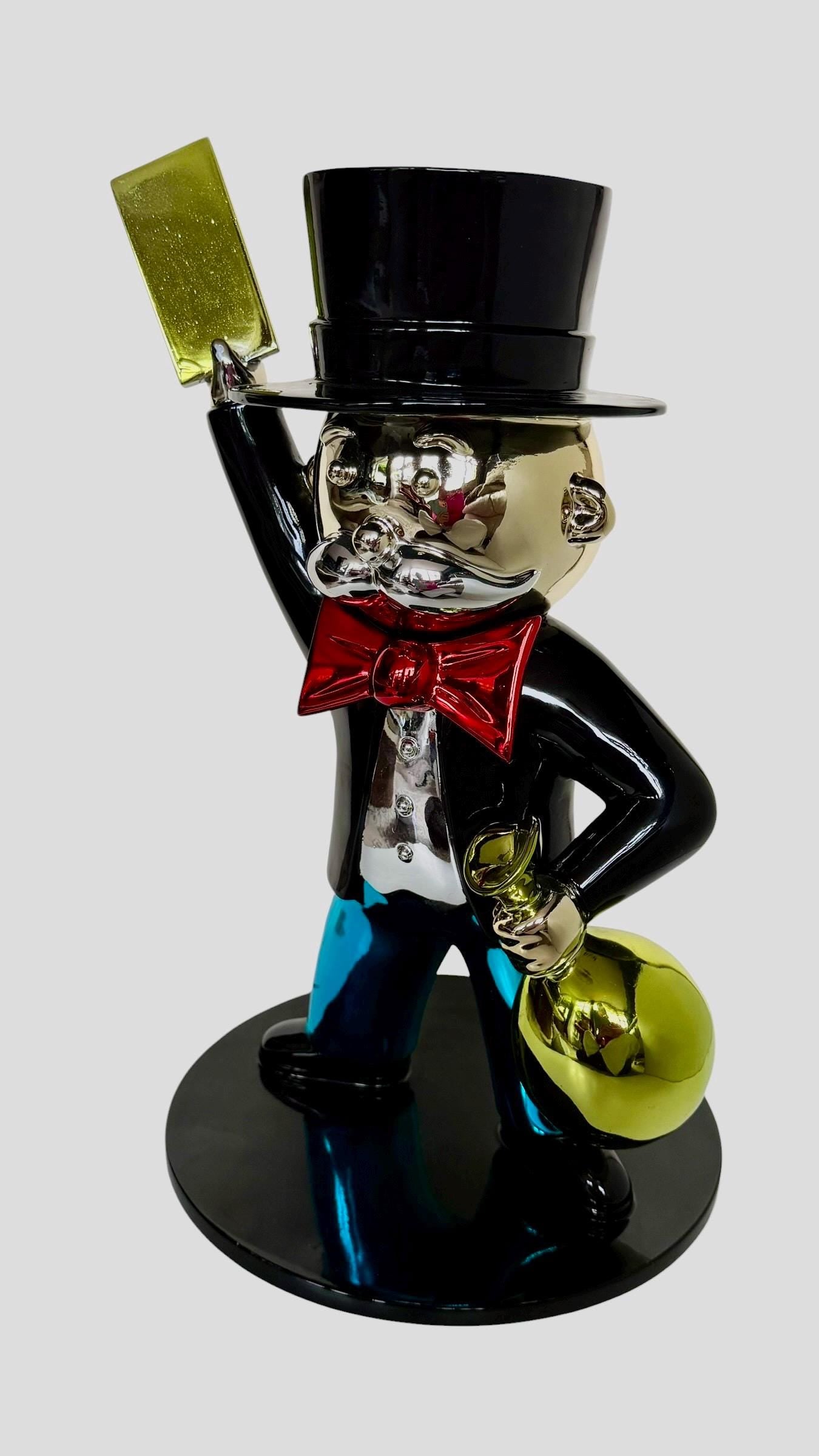 16.3’’ XL Diederik van Apple - mr monopoly - trust in gold - large pop art sculpture. Dutch designer, iconic conversation piece