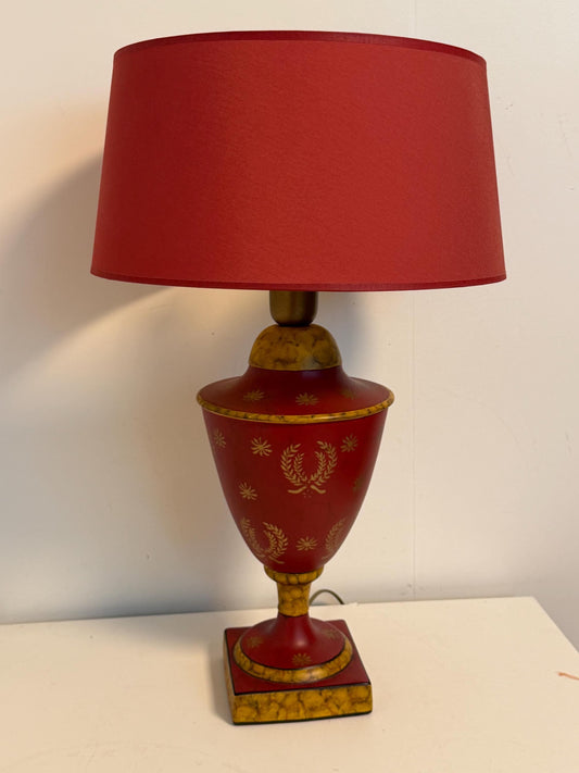 French Art Nouveau deep red Table Lamp, Antique Kastanje, Circa 1910-1920, luxury estate lamp, rewired, perfect condition