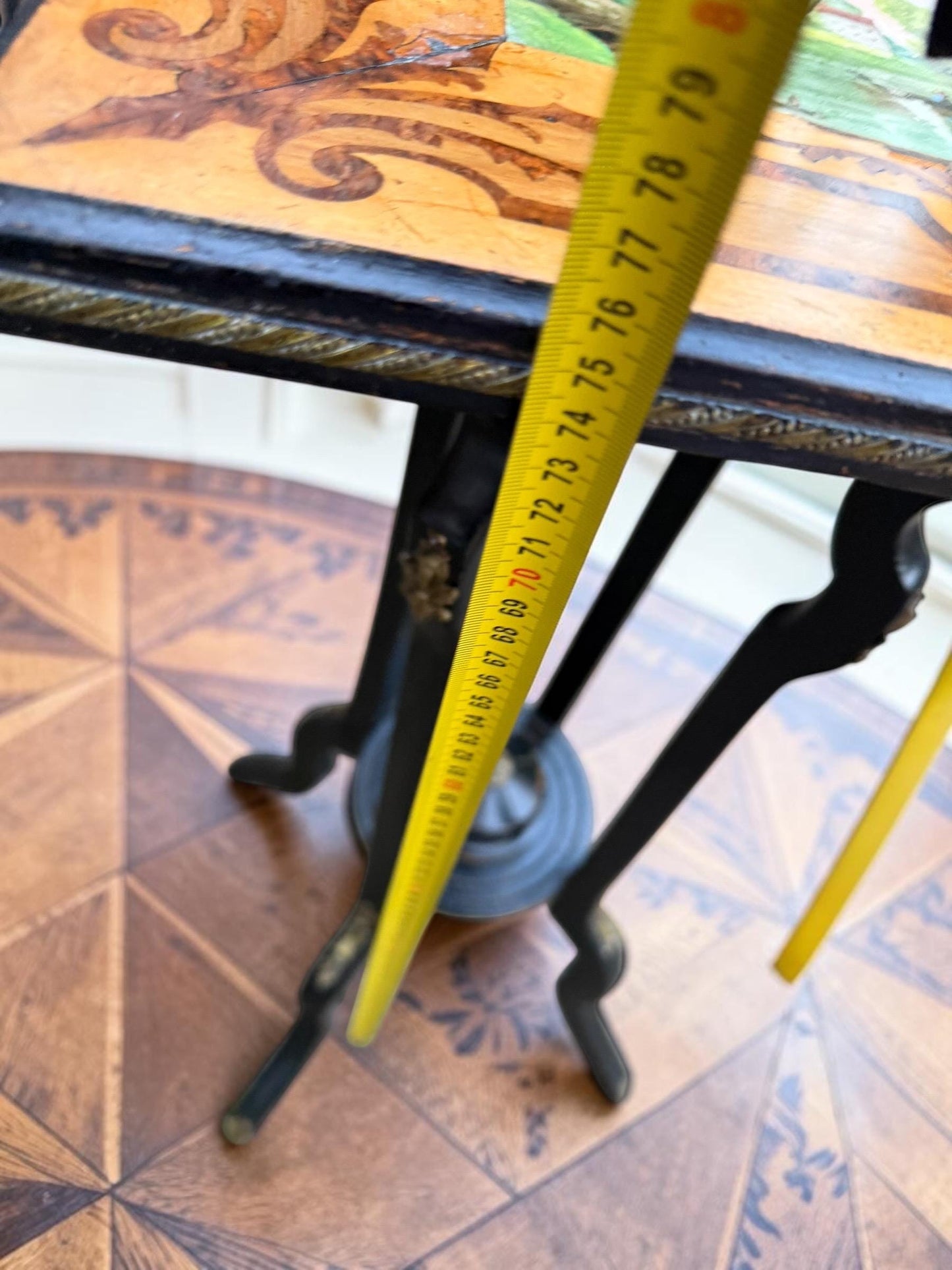 French Napoleon III Marquetry Plant Stand with Hand-Painted Ceramic Tile, circa 1860, antique sidetable.