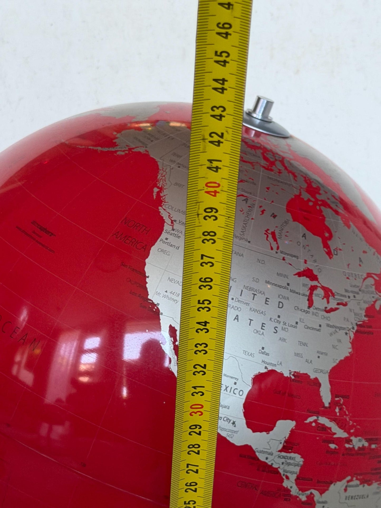 Atmosphere Full Circle Vision Red Design Globe
