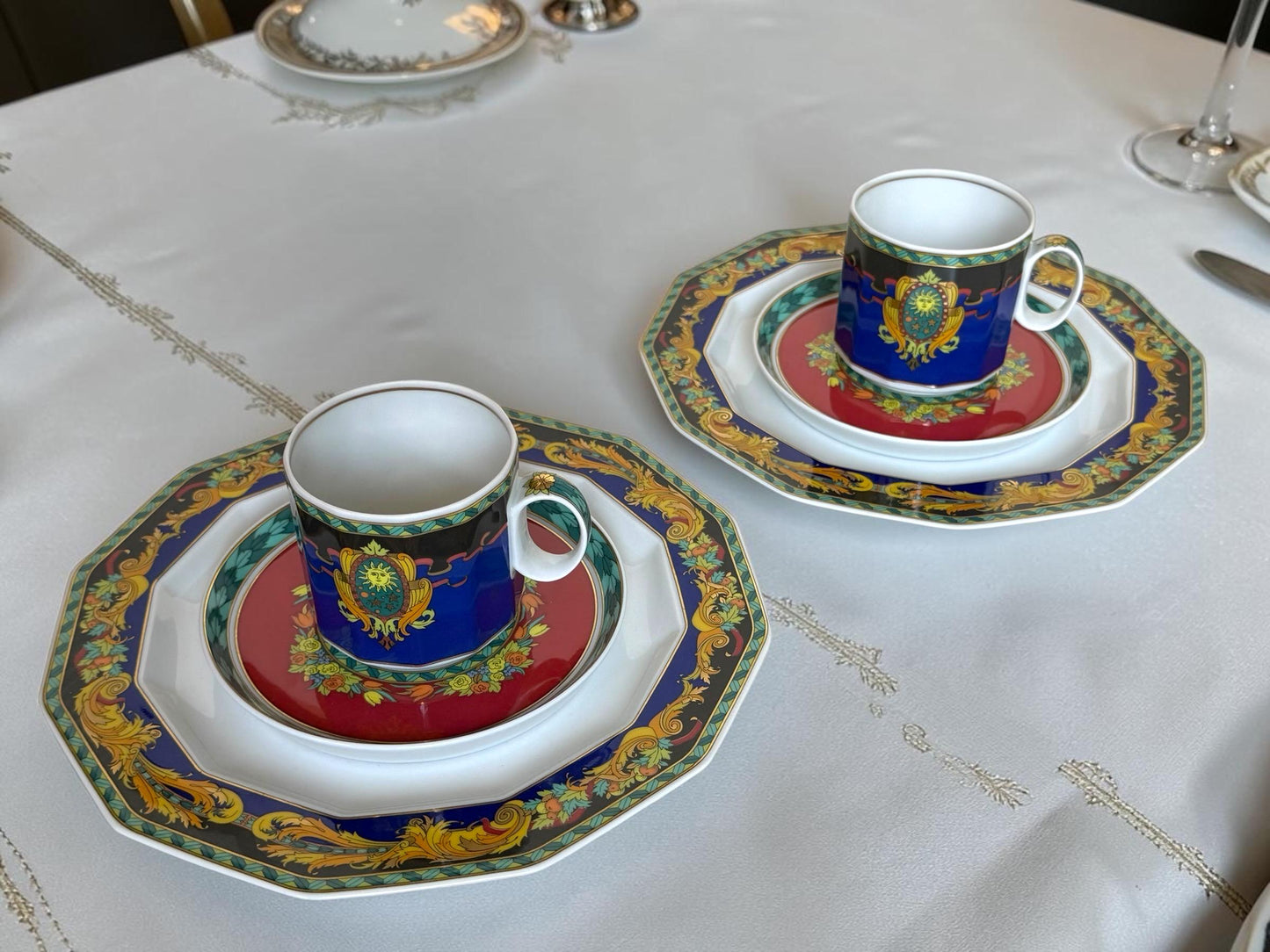 Rosenthal porcelain x versace,   breakfast service for 2, (3 sets available) le roi du soleil tableware