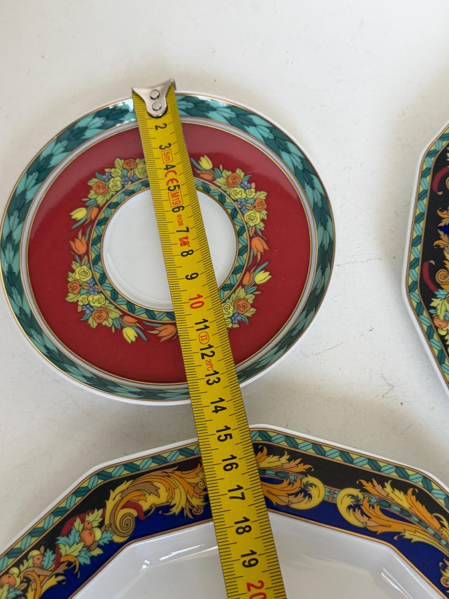 Rosenthal porcelain x versace,   breakfast service for 2, (3 sets available) le roi du soleil tableware