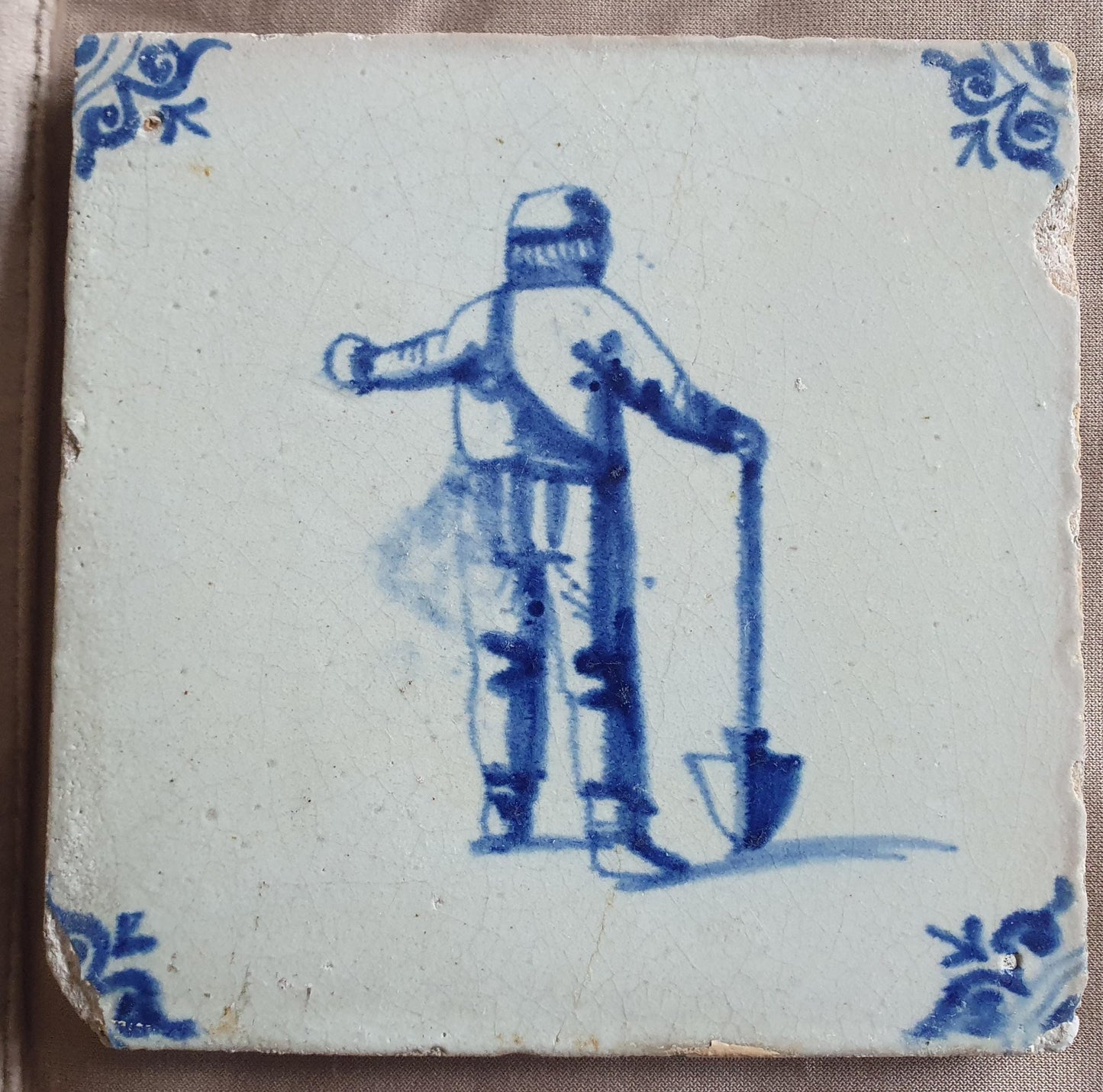 4 x Antique Delft Tiles - 1660-1660 People  Design, Holland.