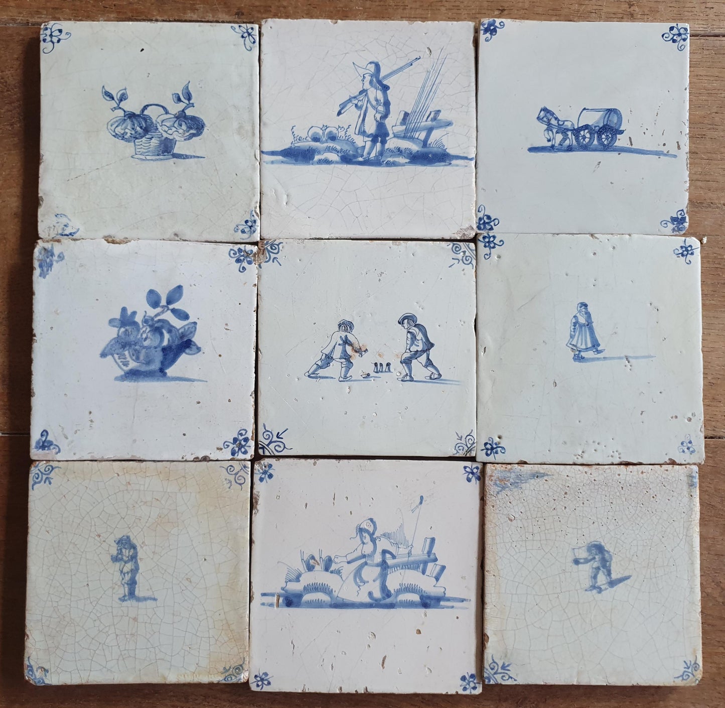 9 x Antique Delft Tiles - 1660-1660 People  Design, Holland.