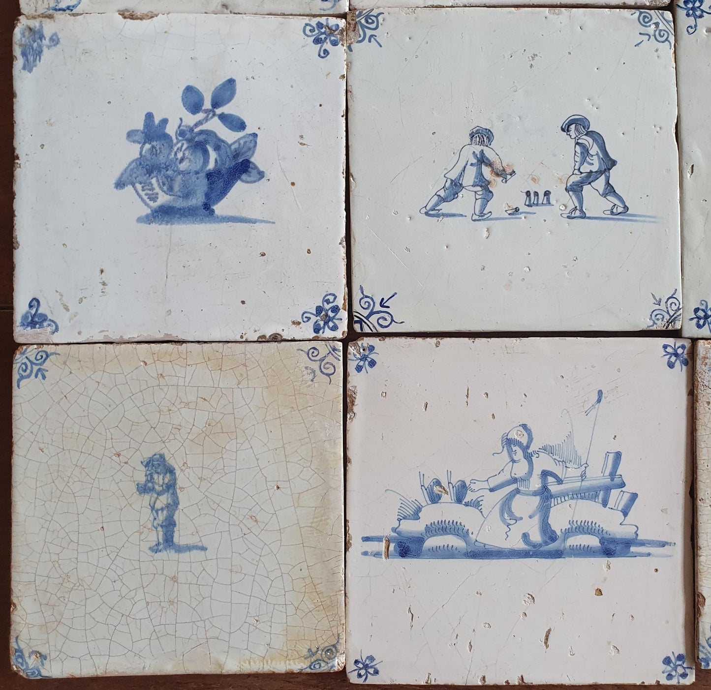 9 x Antique Delft Tiles - 1660-1660 People  Design, Holland.