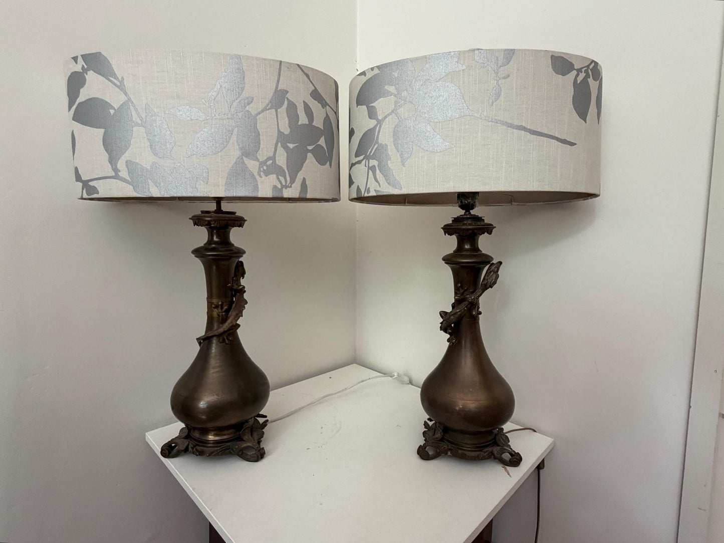 XL Pair of ‘lizzard’ lamps in bronze, nice patina,  antiques 19th napoleon III